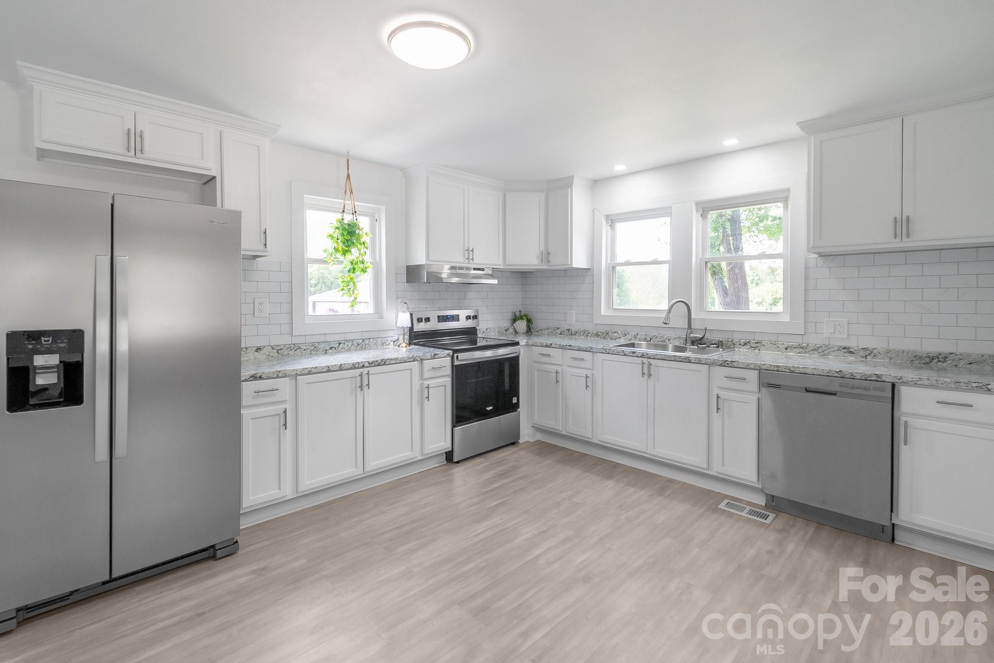 4228 Flat Creek Road Property Photo 16