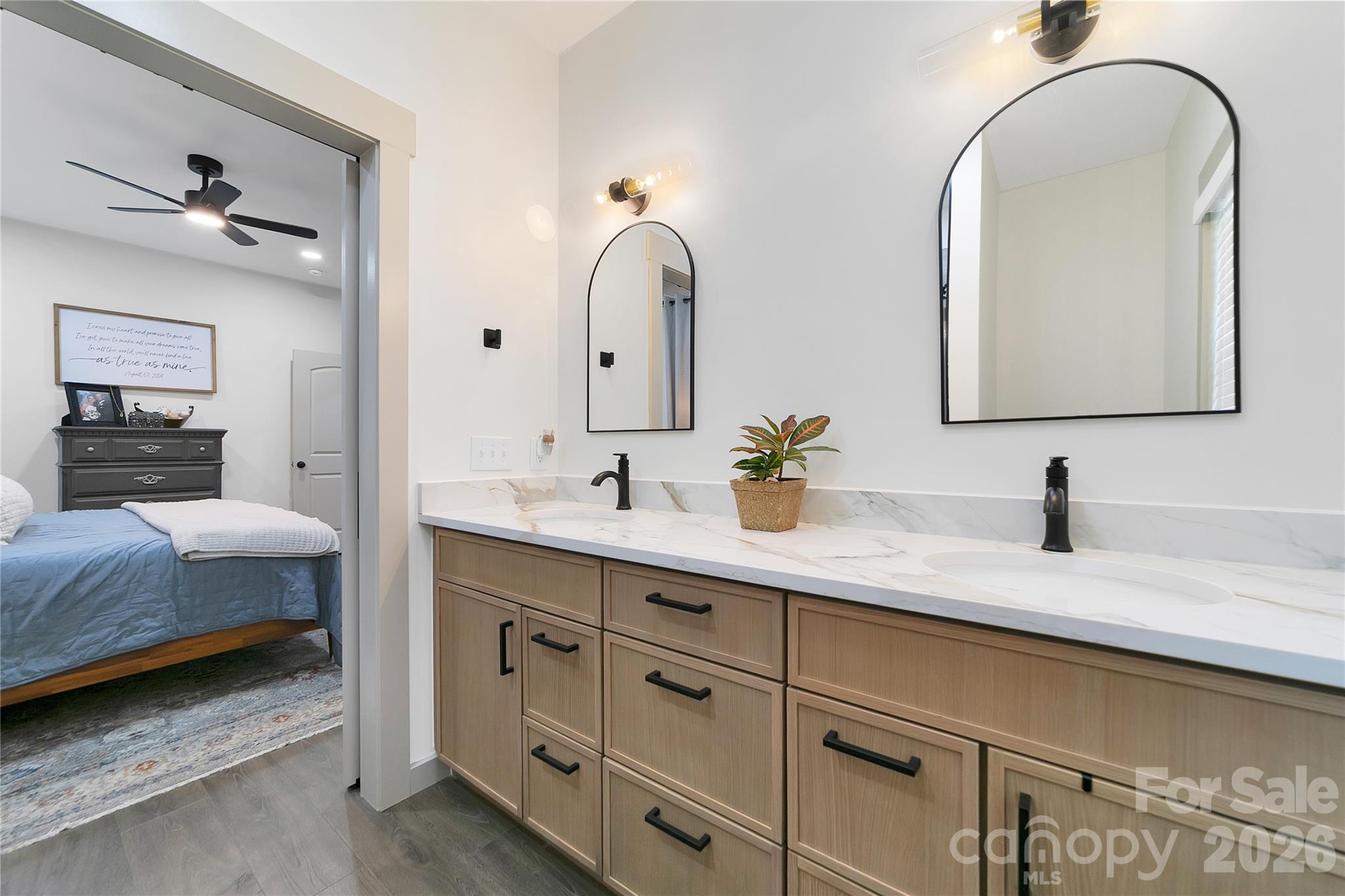 98 Lexxi Lane Property Photo 27