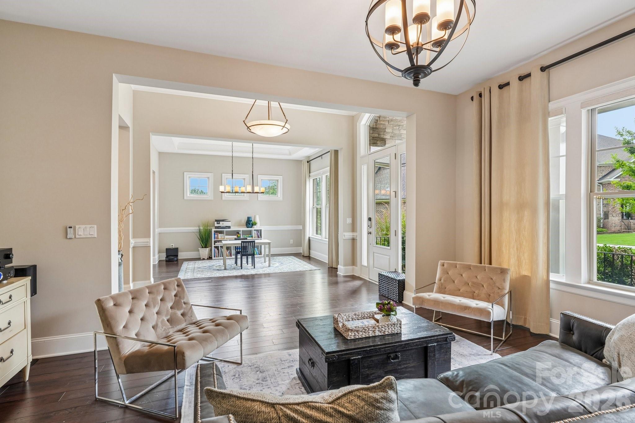 16521 Governors Club Court Property Photo 6