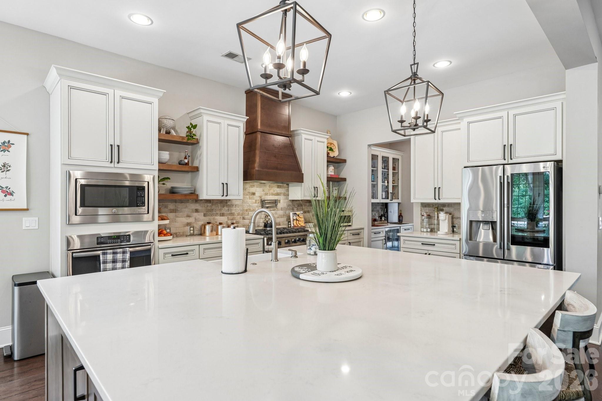 16521 Governors Club Court Property Photo 11