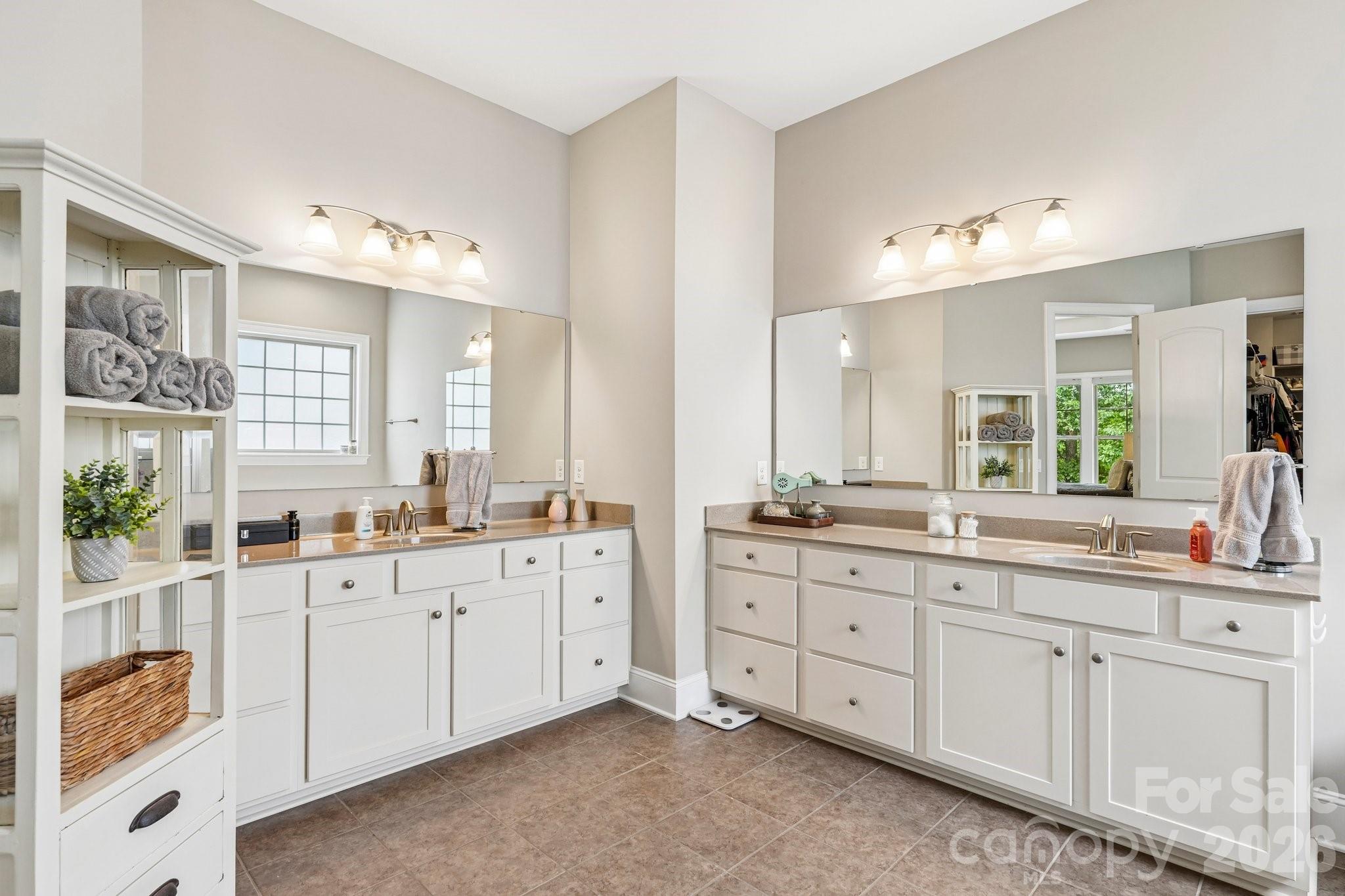 16521 Governors Club Court Property Photo 17