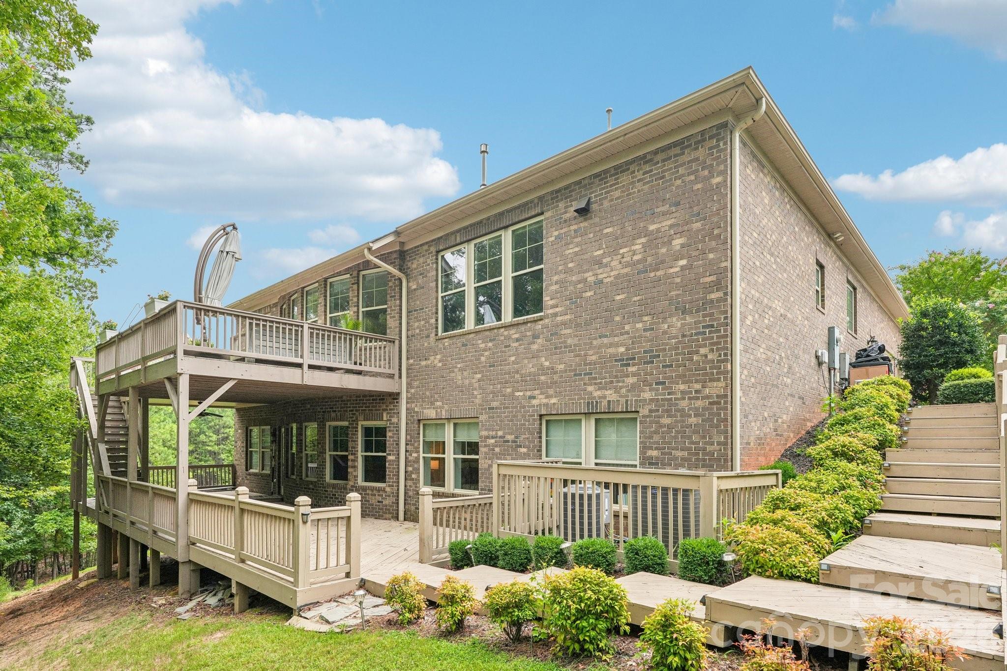 16521 Governors Club Court Property Photo 31