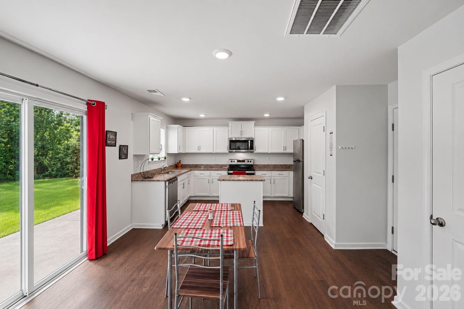 7217 Finnigan Road Property Photo 5