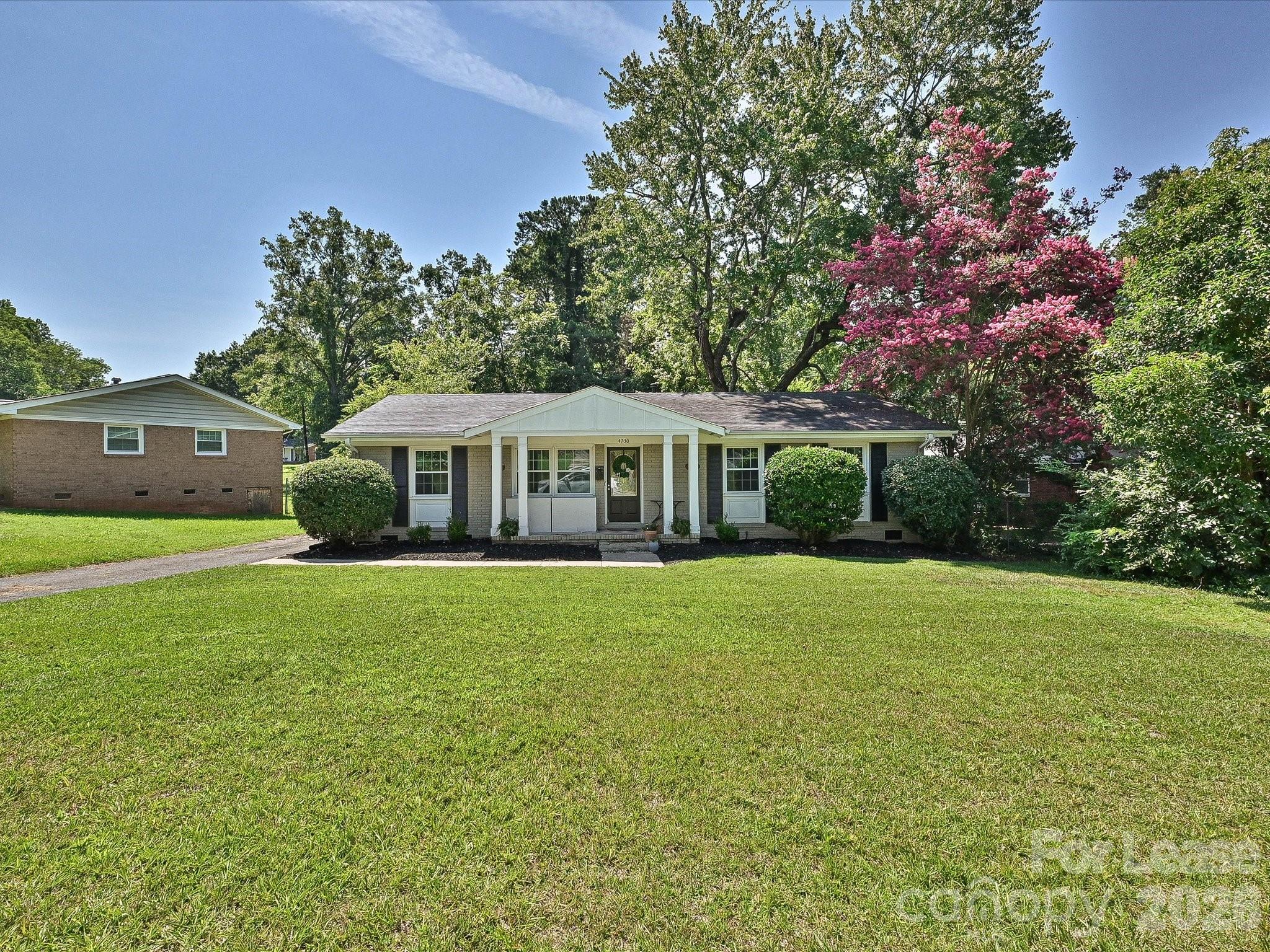 4730 Crestmont Drive Property Photo 1
