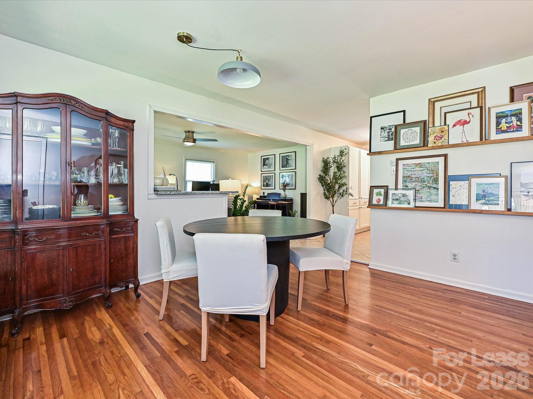 4730 Crestmont Drive Property Photo 7