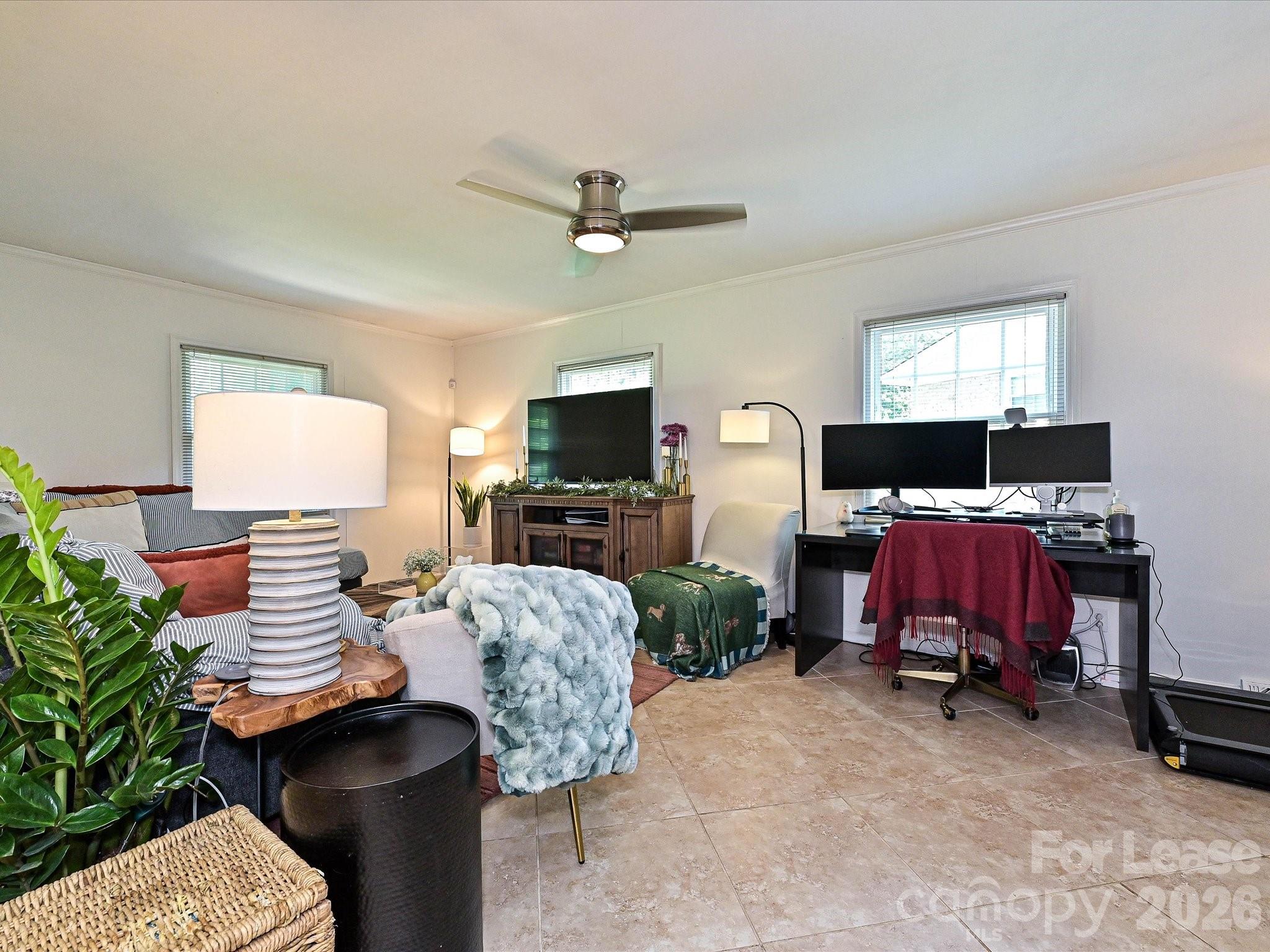 4730 Crestmont Drive Property Photo 8