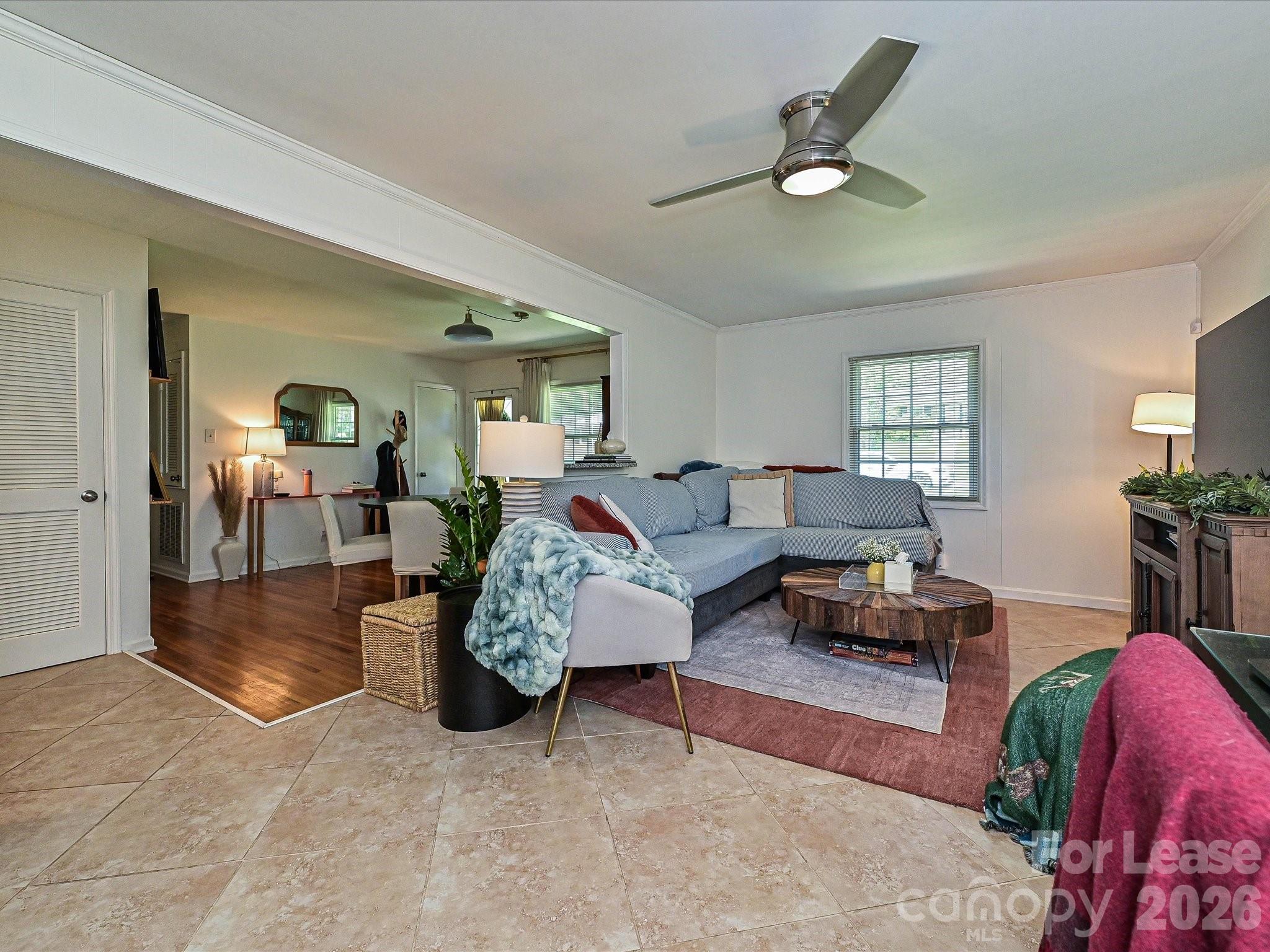 4730 Crestmont Drive Property Photo 9