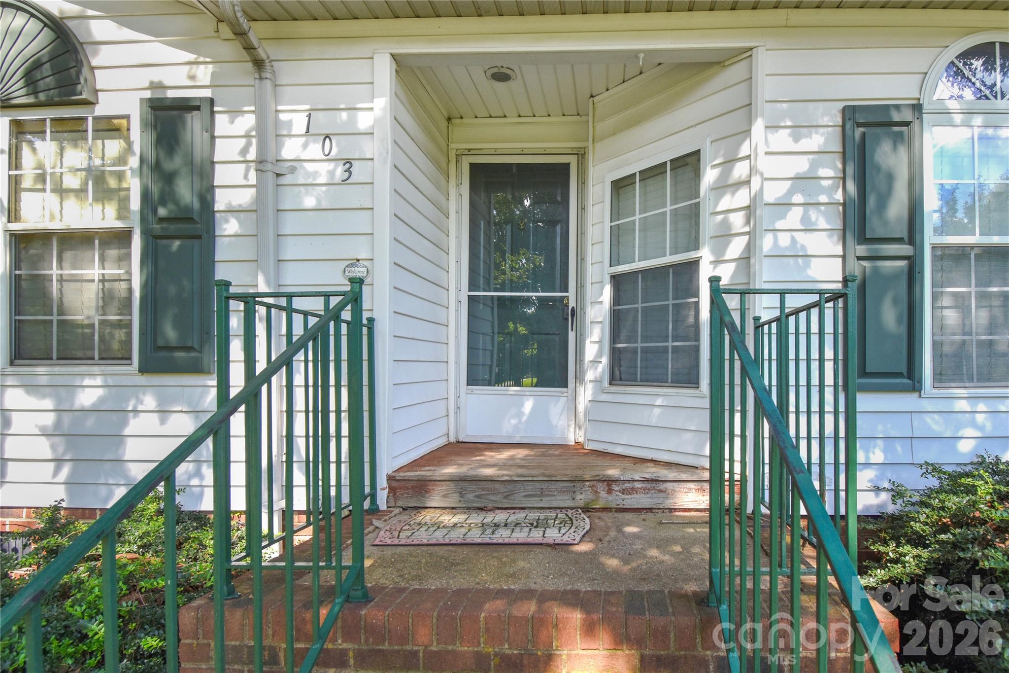 103 Key West Lane Property Photo 2