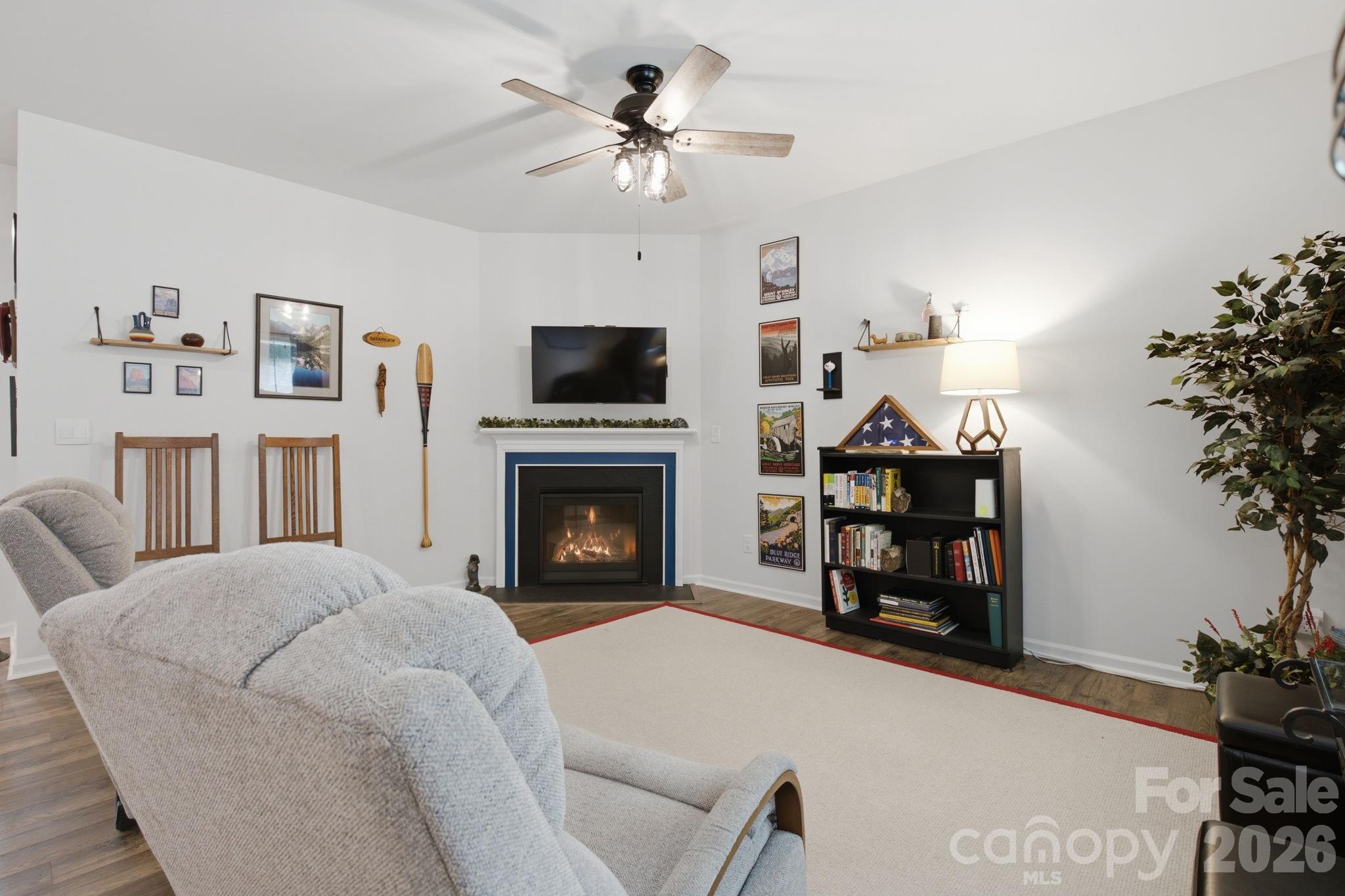 3938 Village Boulevard Property Photo 21