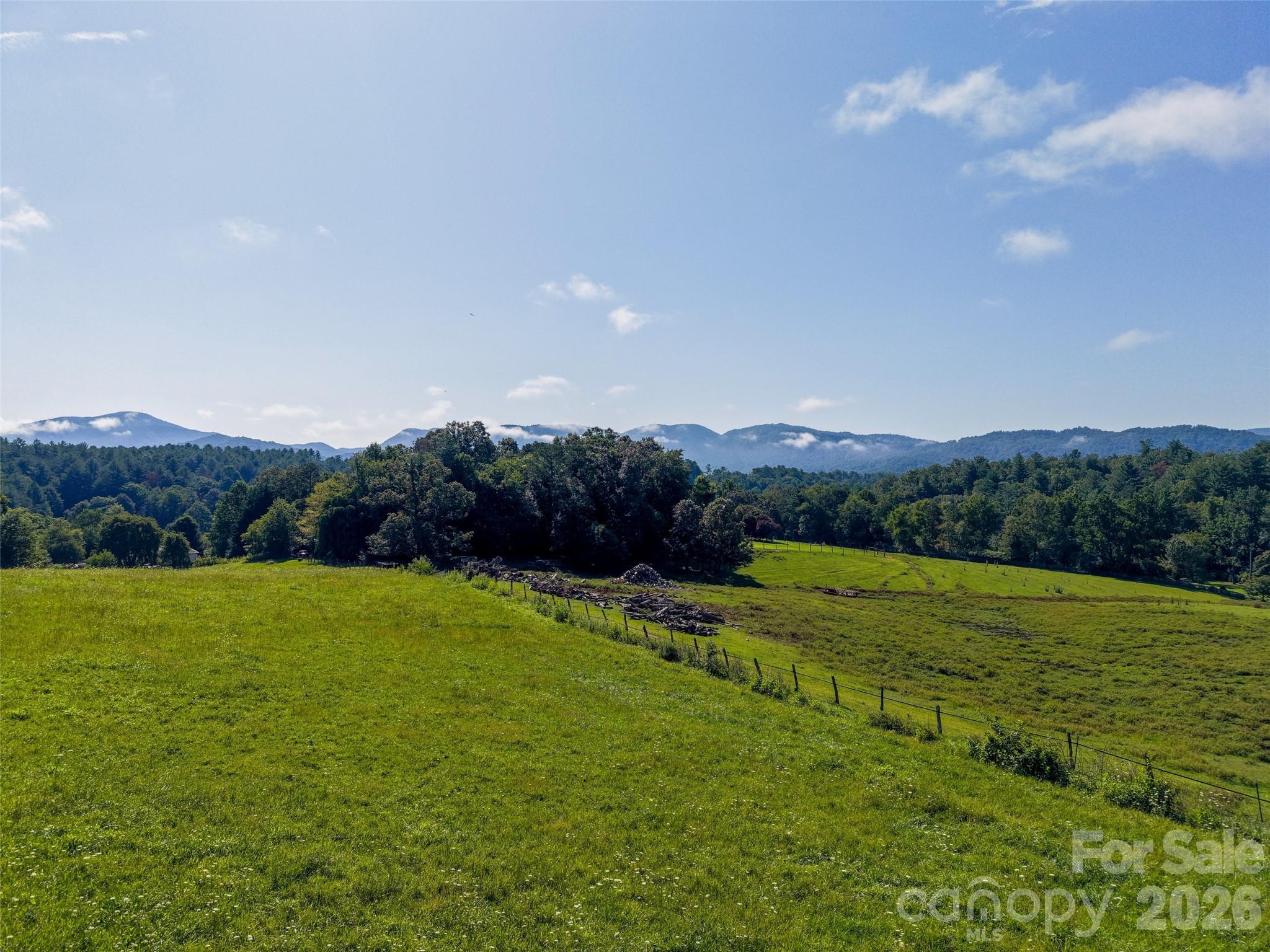 99999 Farm Hills Lane Property Photo 1