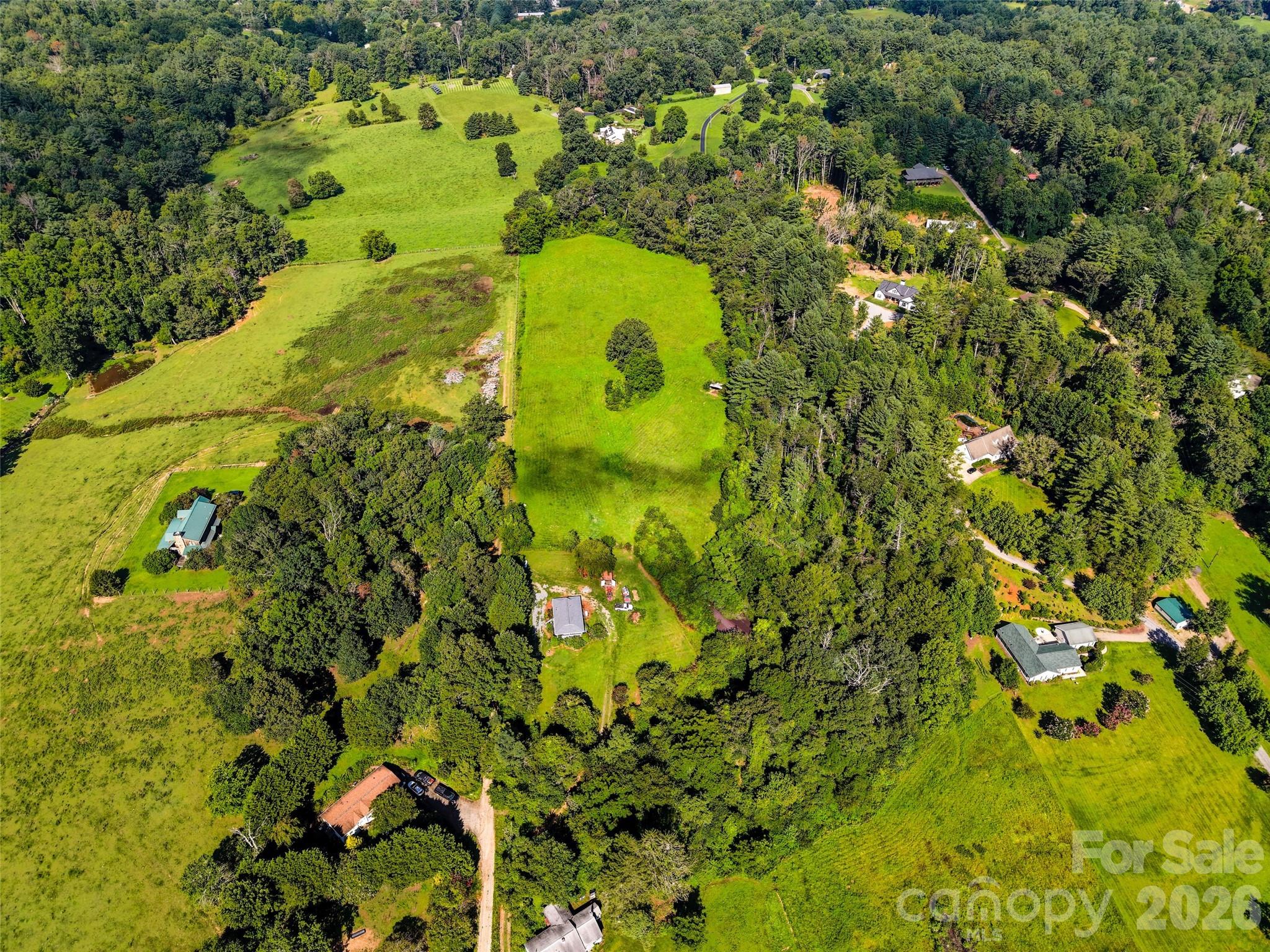 99999 Farm Hills Lane Property Photo 6