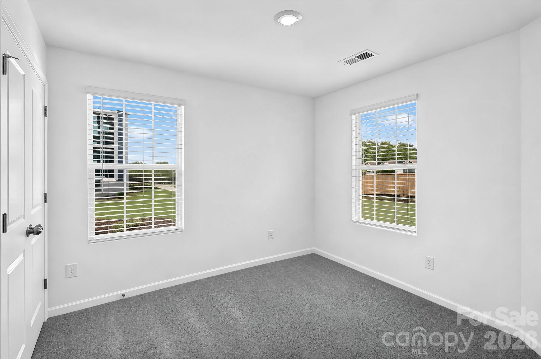 428 Sand Dunes Drive 87 Property Photo 14
