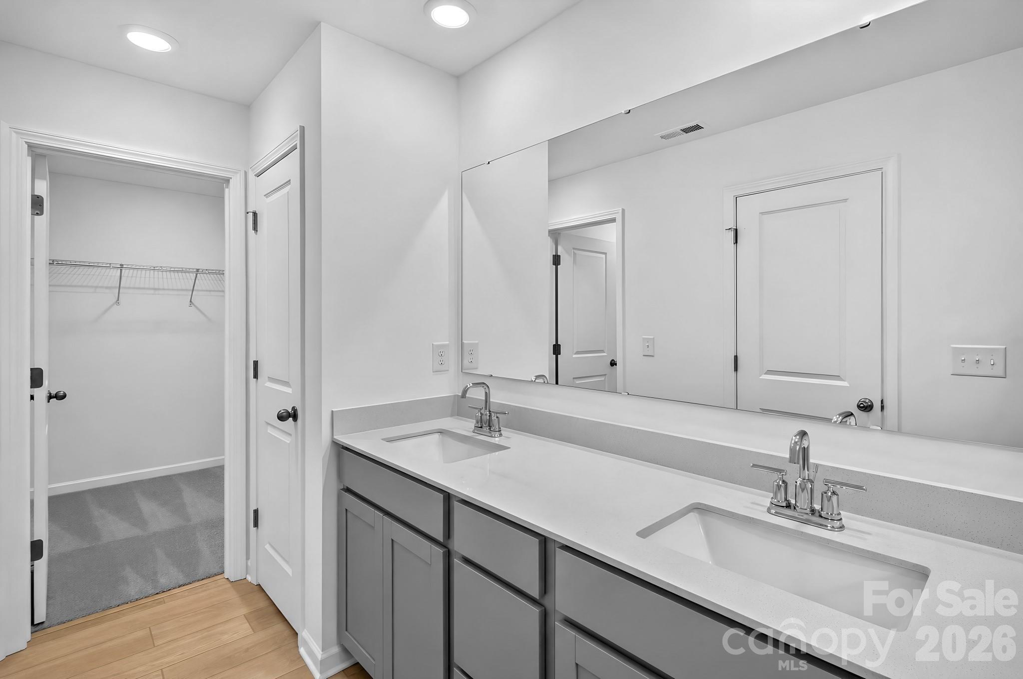 428 Sand Dunes Drive 87 Property Photo 17