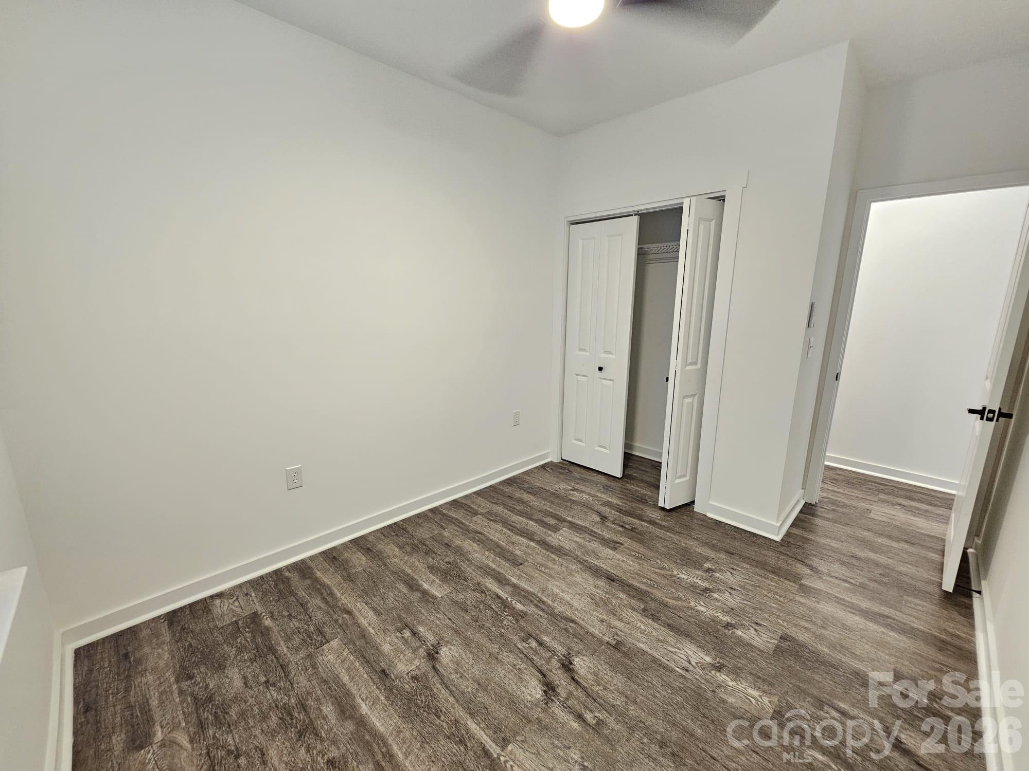 232 W 2nd Street Property Photo 7