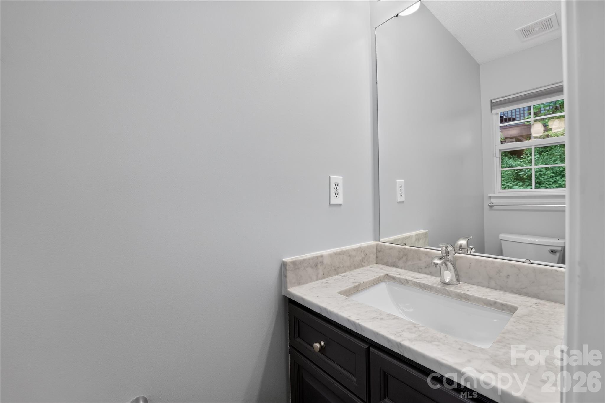9357 Glenwater Drive Property Photo 11