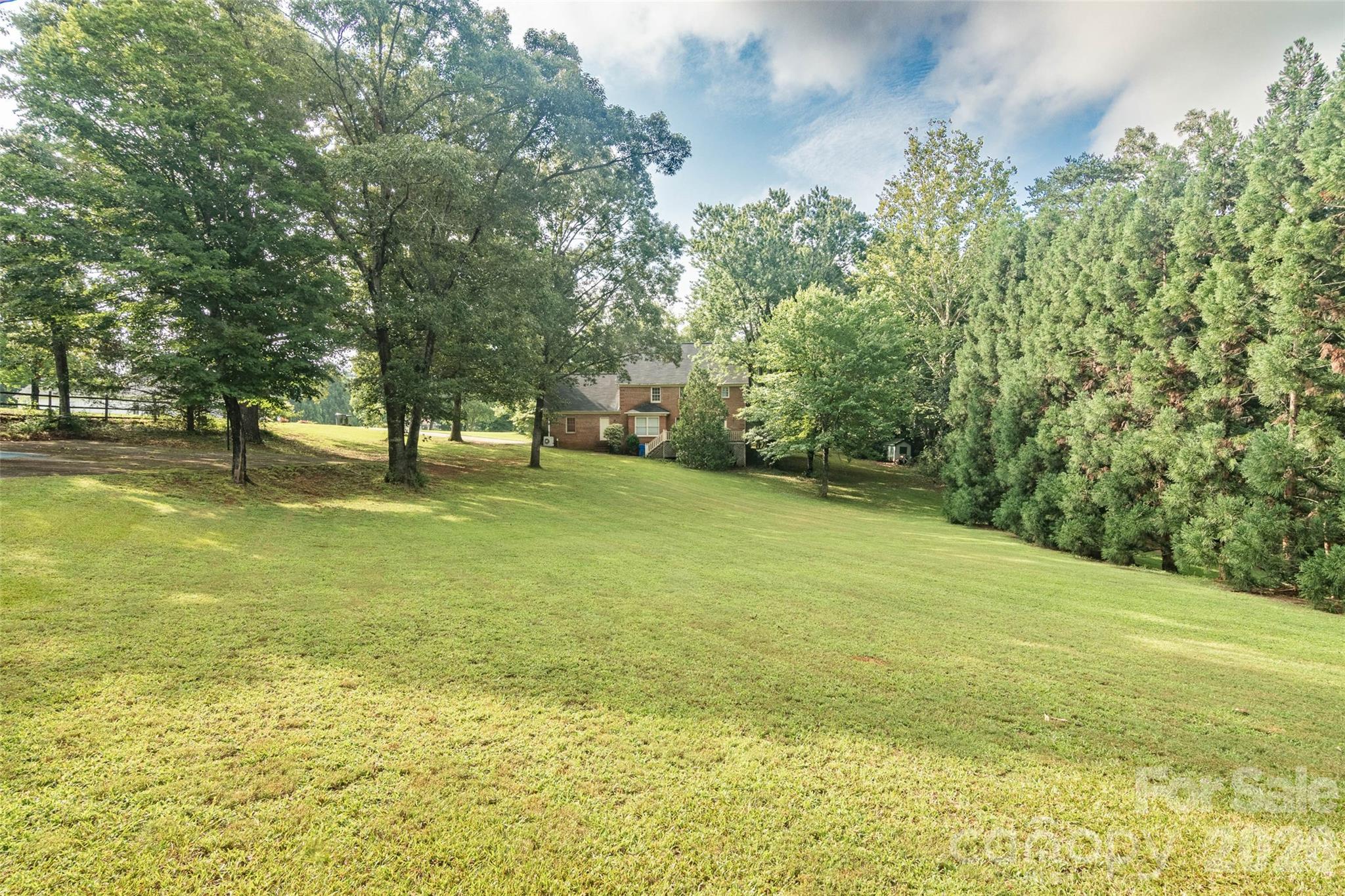 102 Ridgeview Drive Property Photo 9