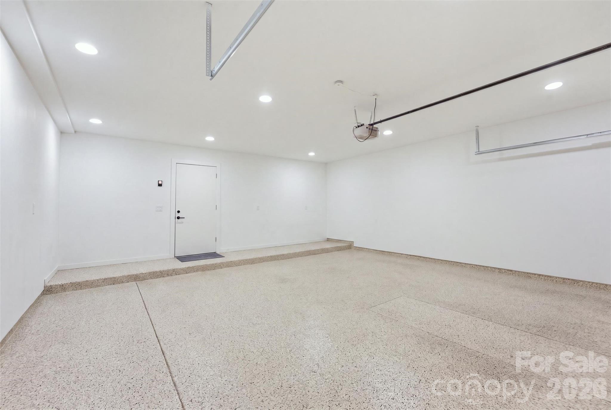 1938 Scott Avenue Property Photo 38