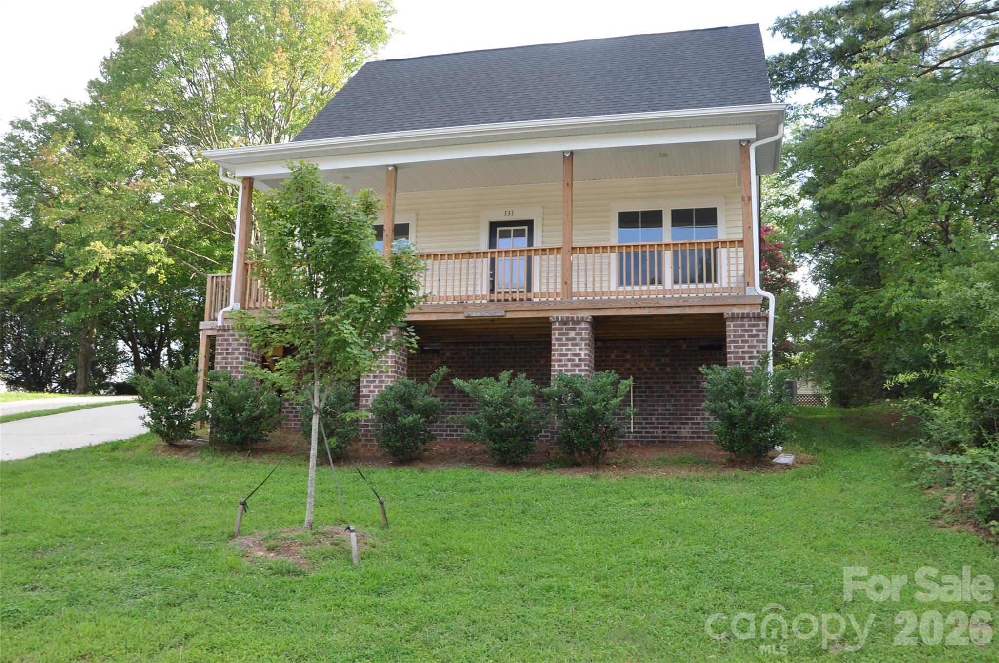 331 Nesbit Avenue Property Photo 1