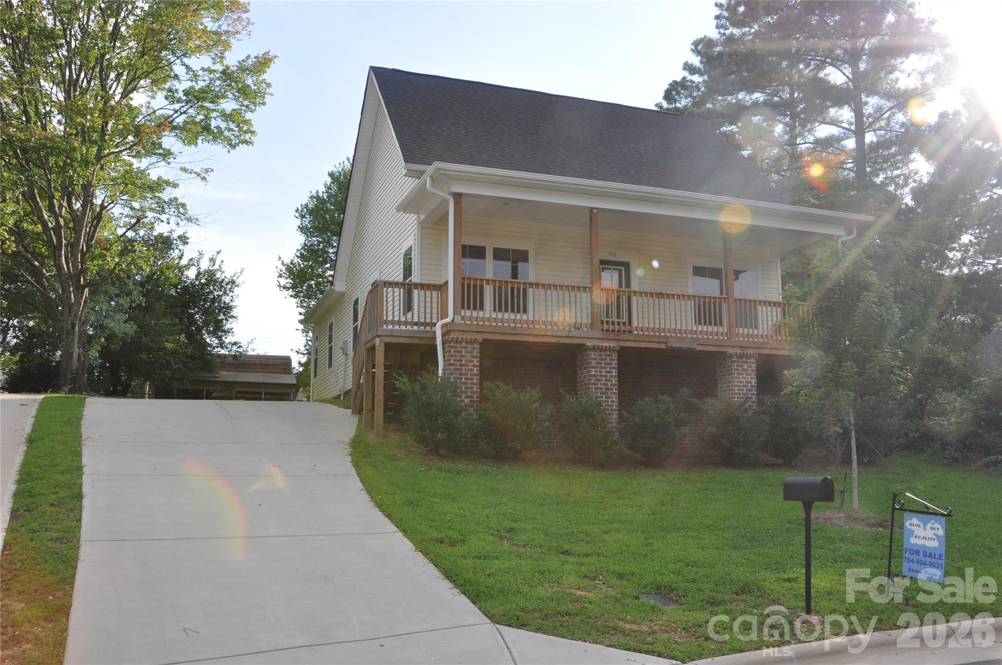 331 Nesbit Avenue Property Photo 2