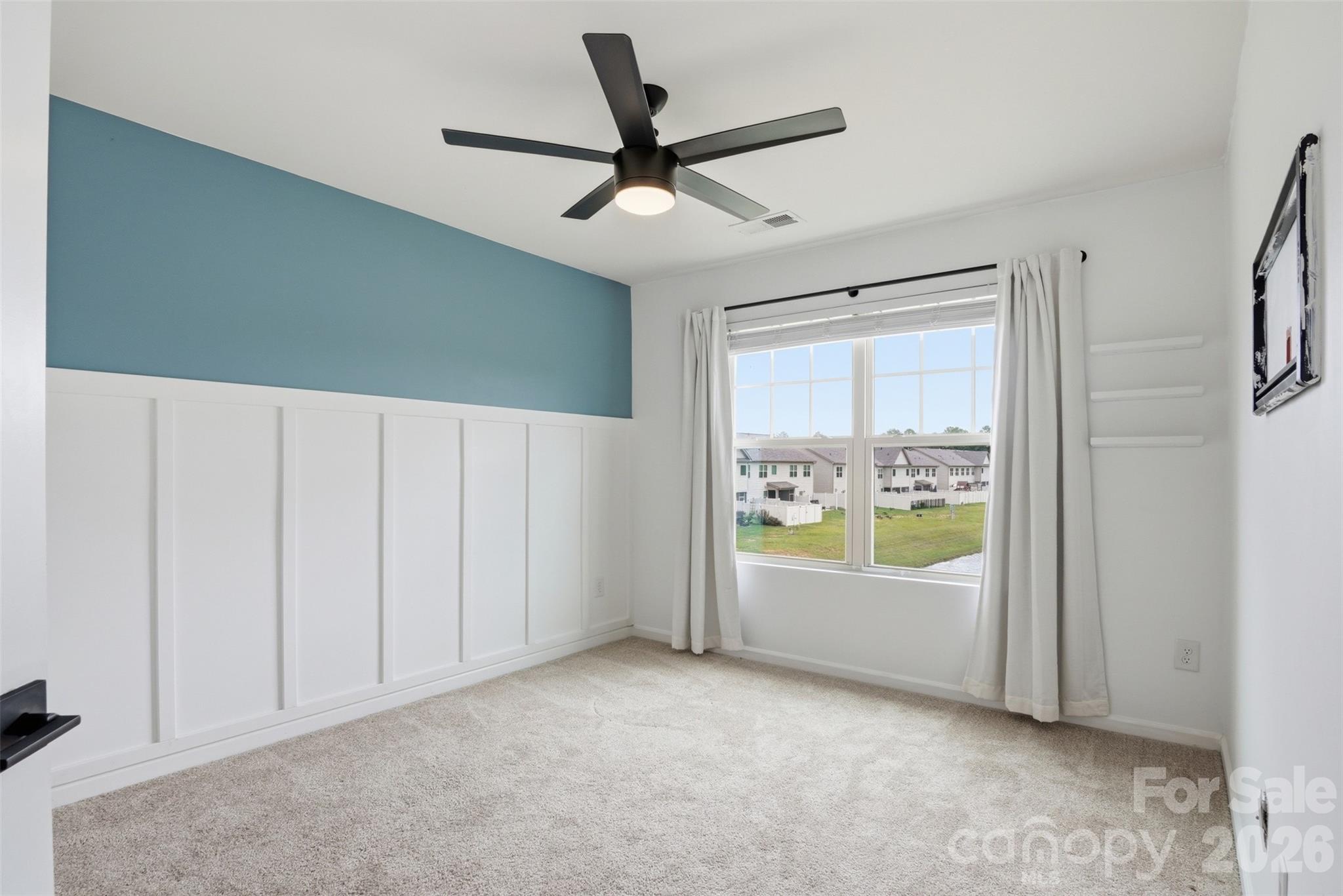 2614 Winter Thistle Way Property Photo 21