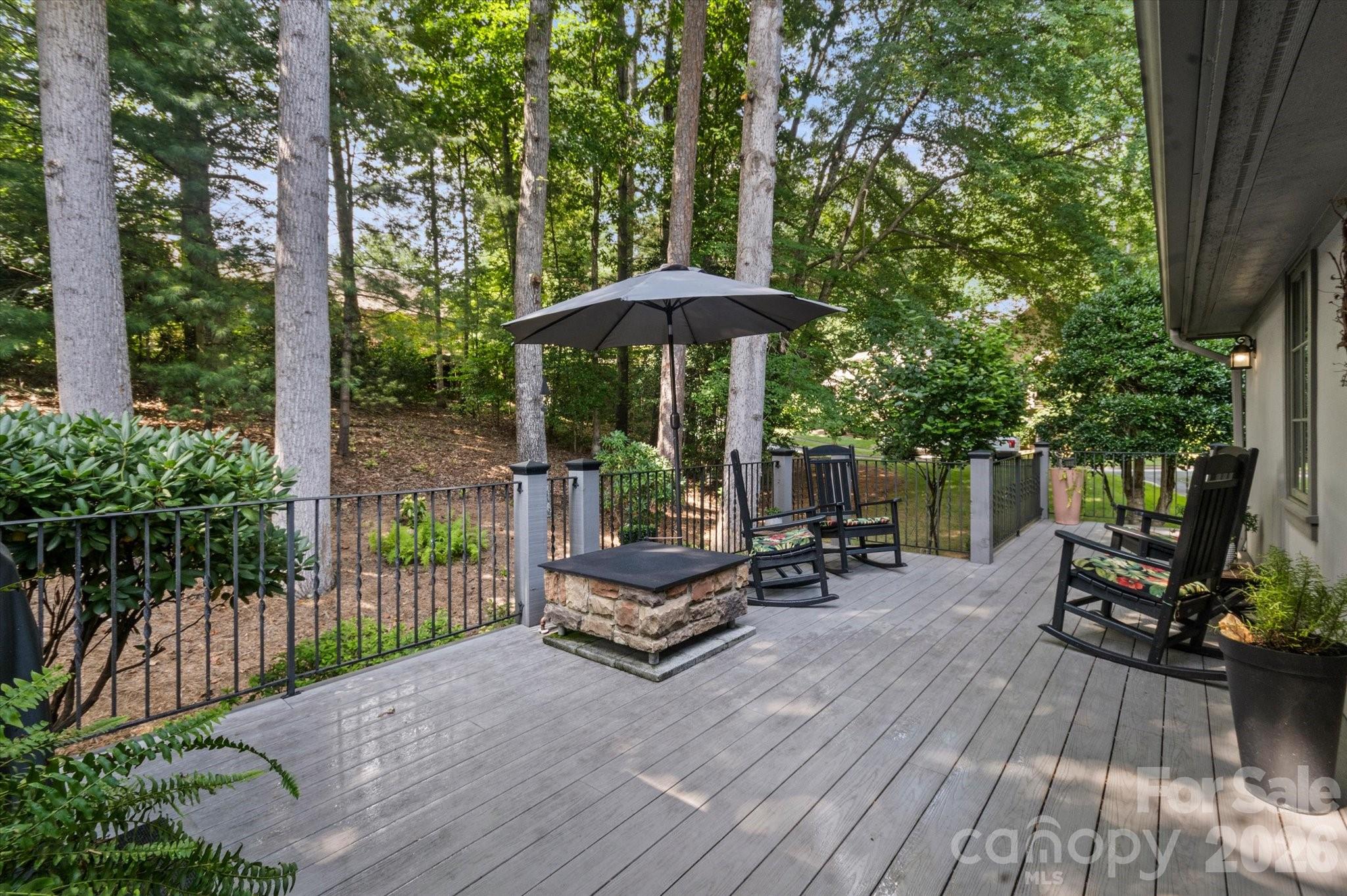 6 Jasmine Lane Property Photo 4