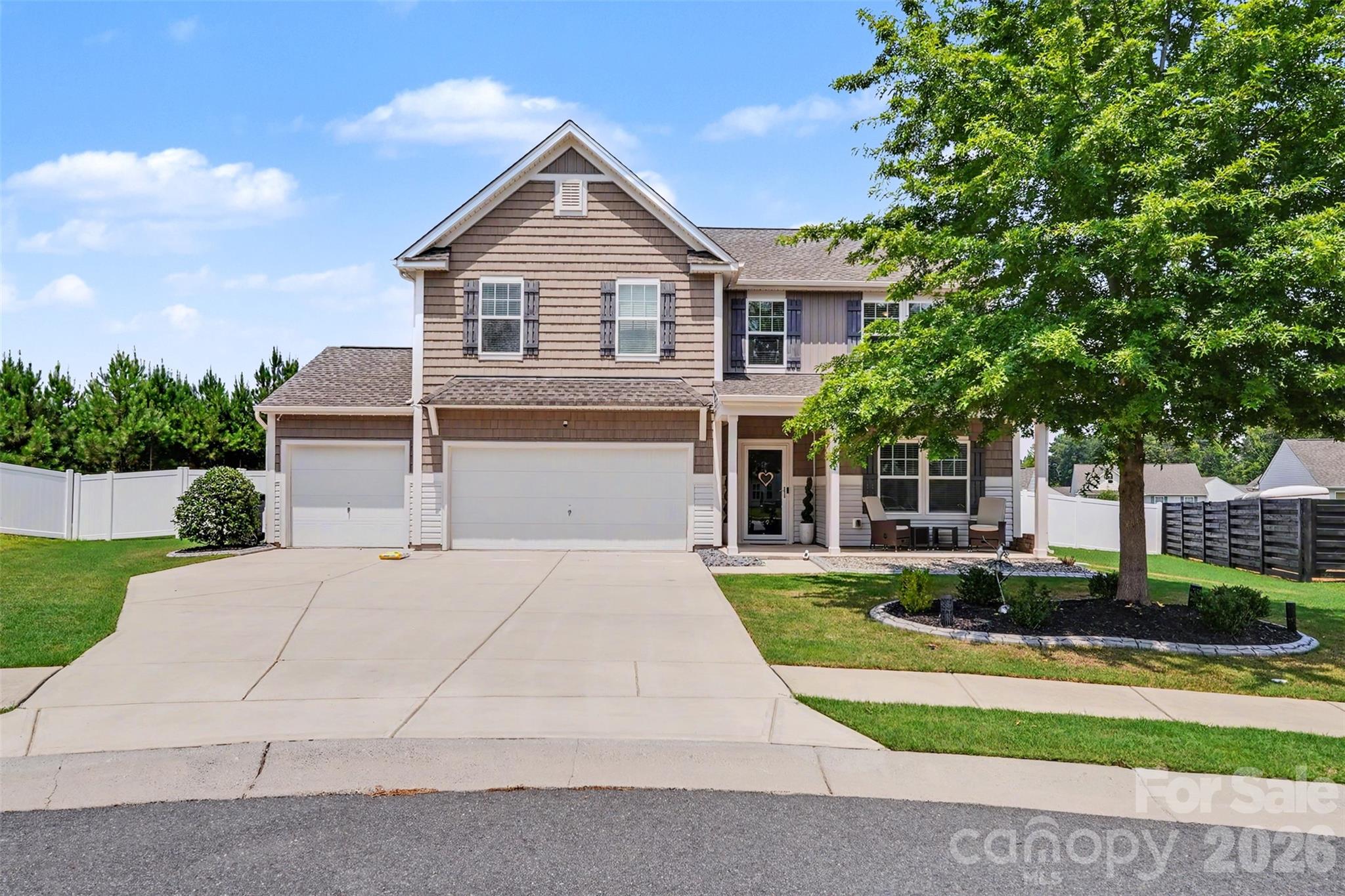 2834 Kinloch Court Property Photo 4
