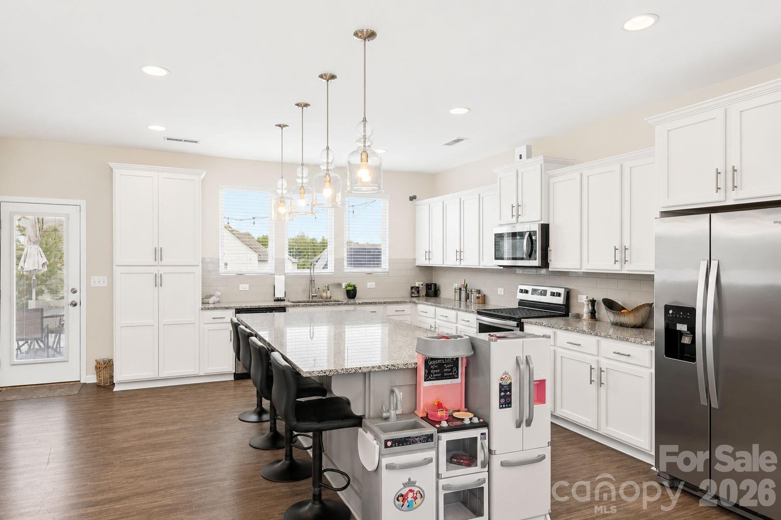 2834 Kinloch Court Property Photo 11