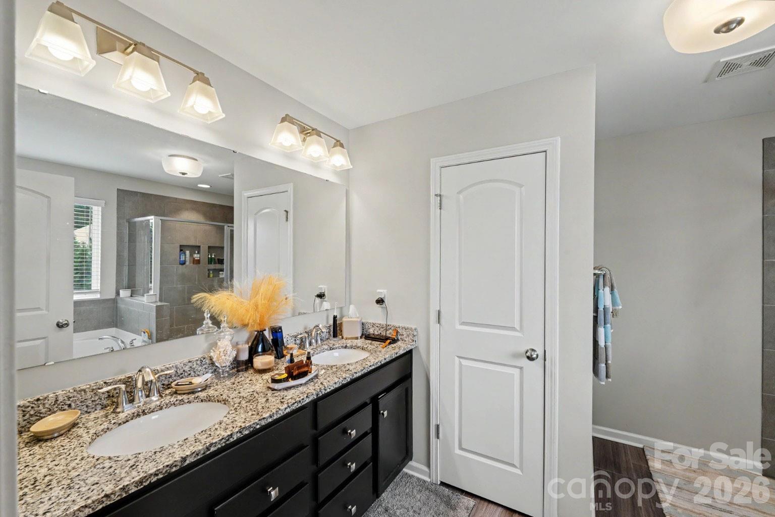2834 Kinloch Court Property Photo 23