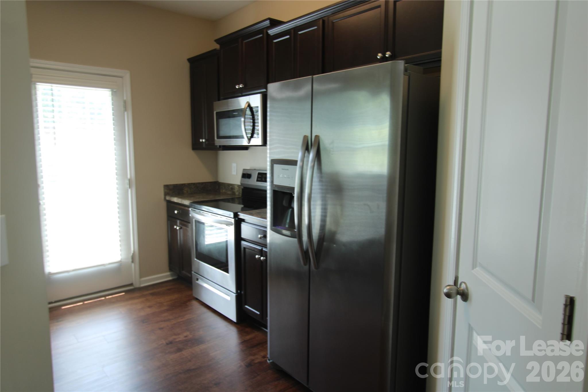 9348 Hamel Street Property Photo 5