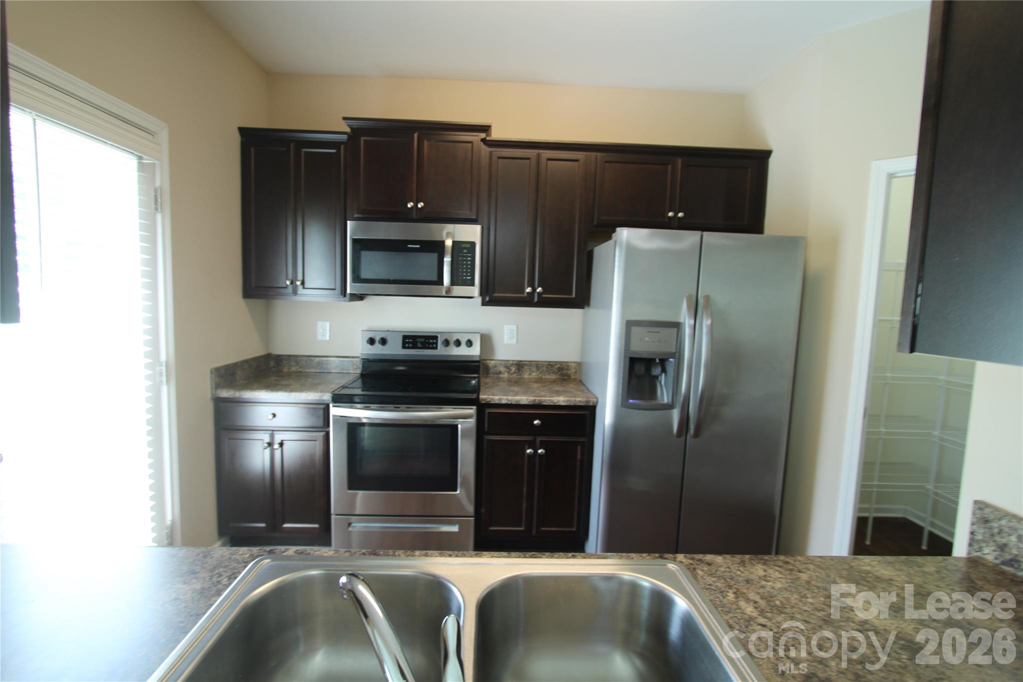 9348 Hamel Street Property Photo 8