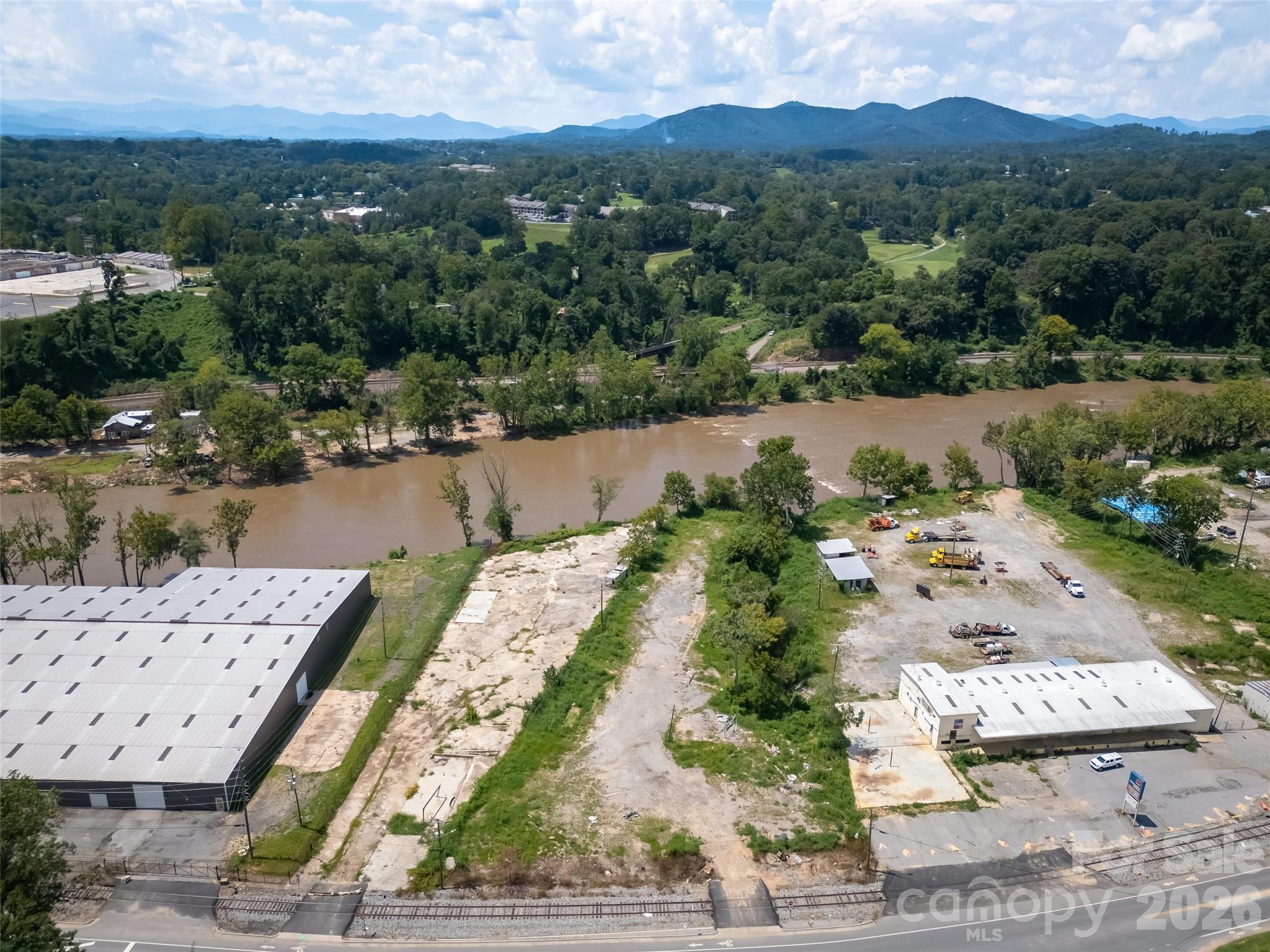458 Riverside Drive Property Photo 2