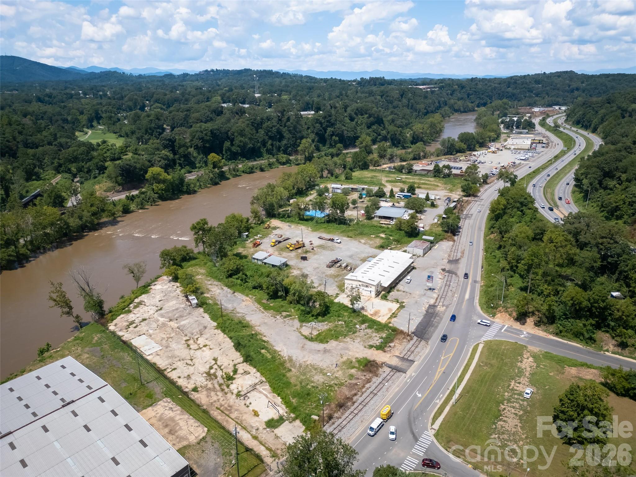 458 Riverside Drive Property Photo 3