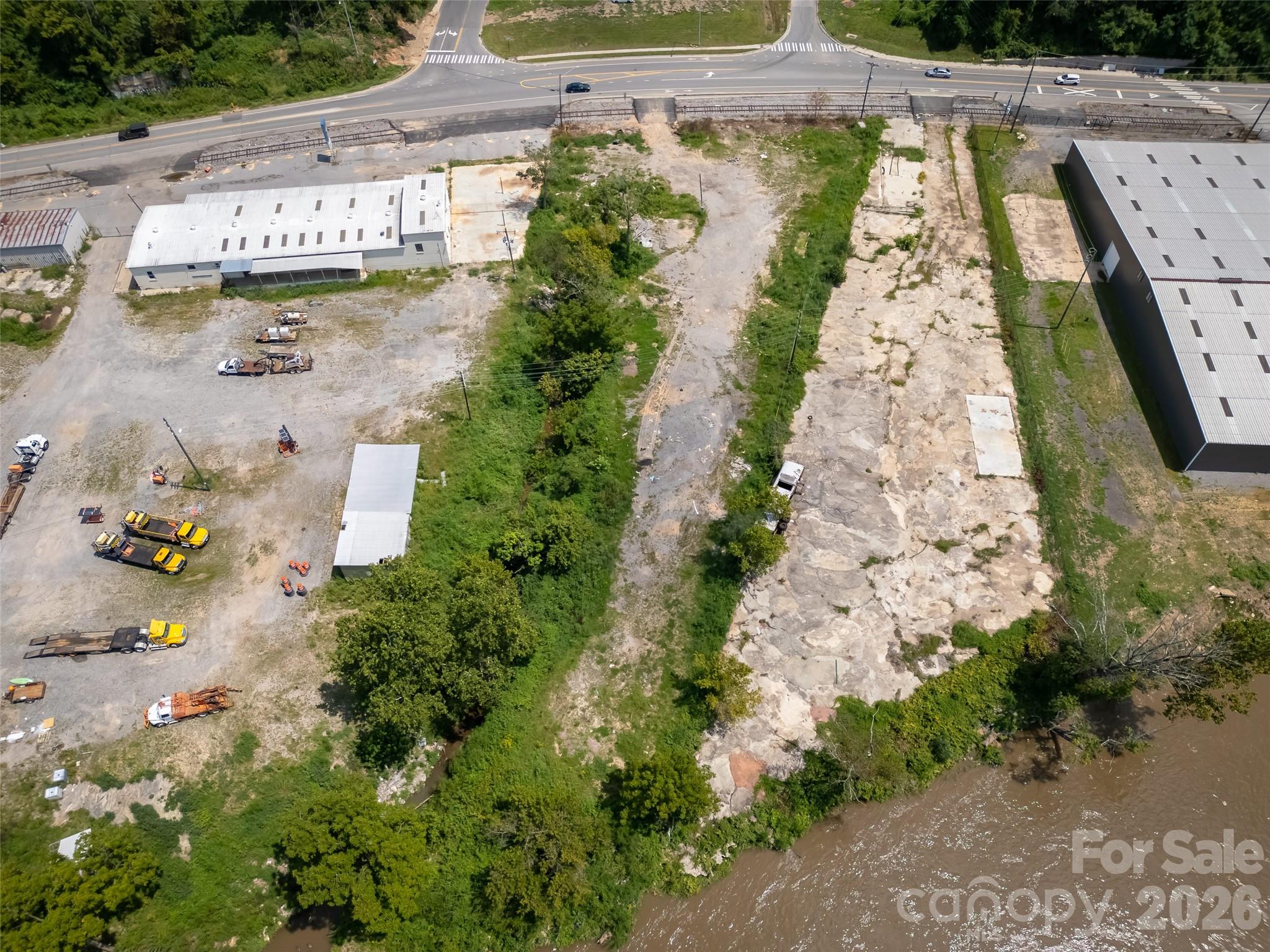 458 Riverside Drive Property Photo 6
