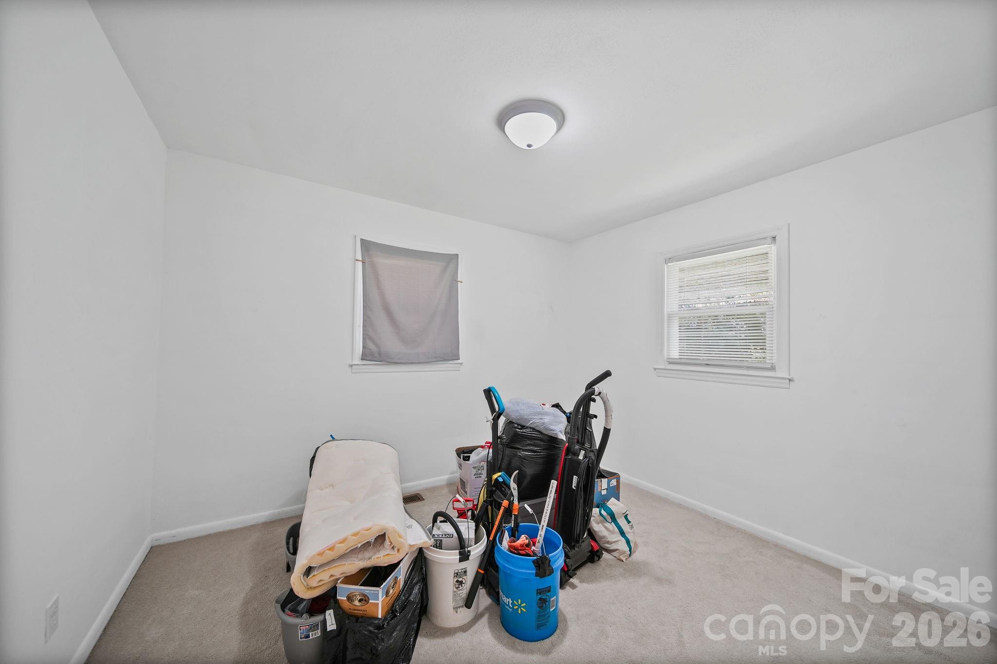 906 E 10th Avenue 5 Property Photo 13