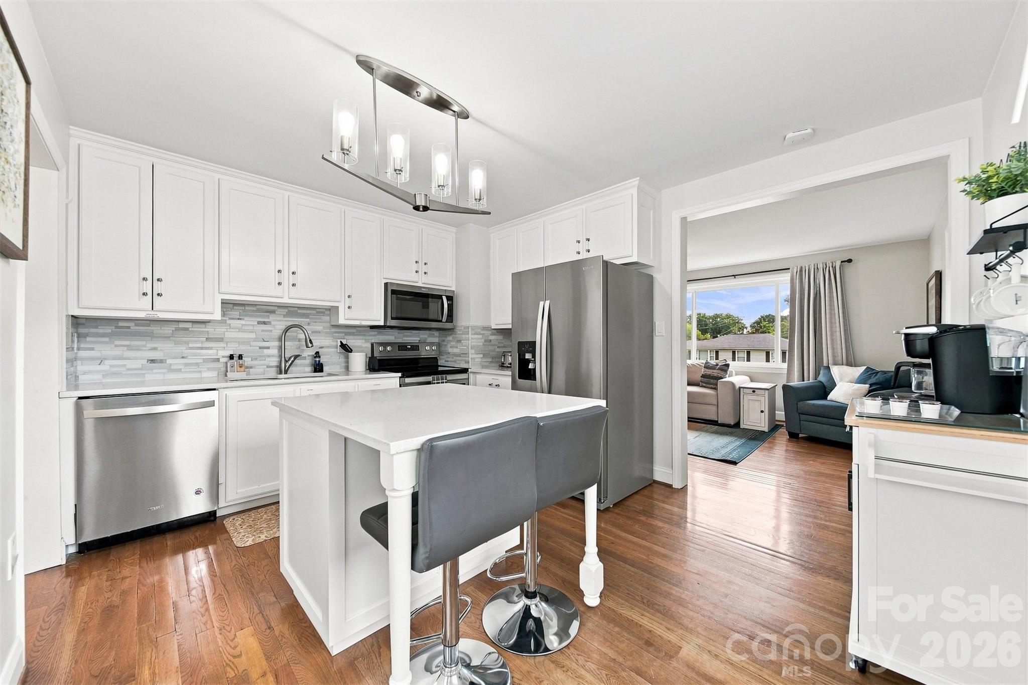 129 33rd Street Property Photo 1