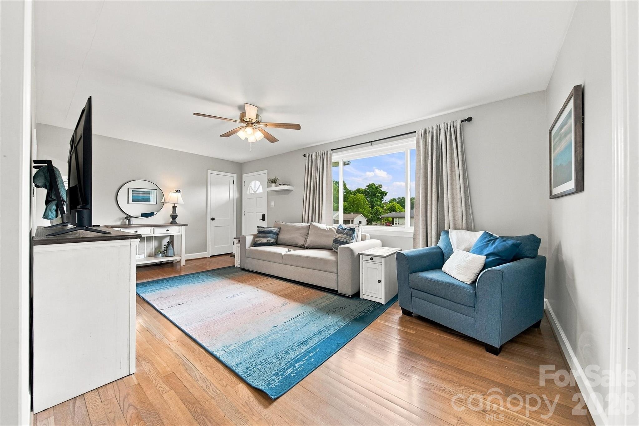 129 33rd Street Property Photo 5