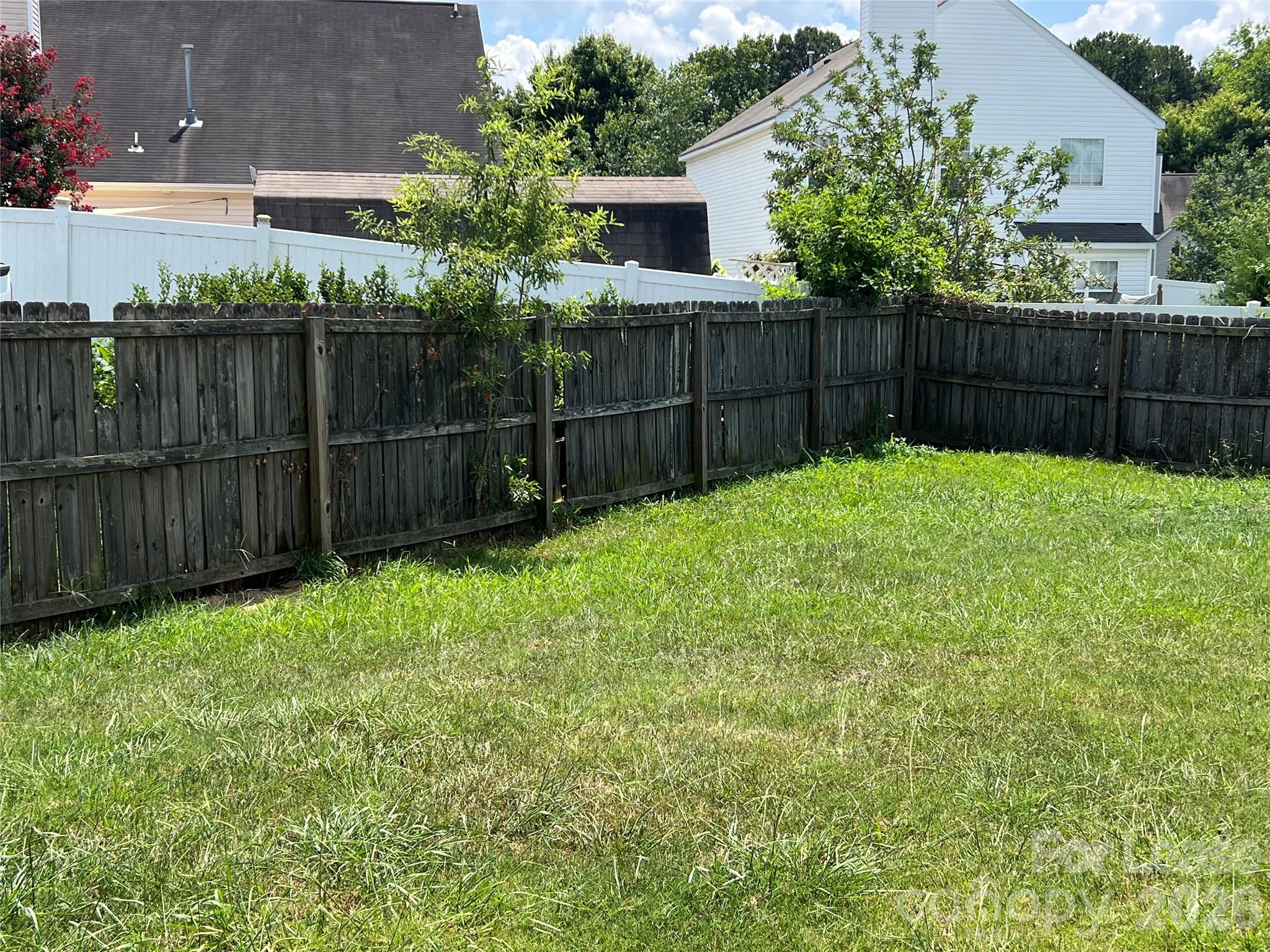 1111 Delander Lane Property Photo 15