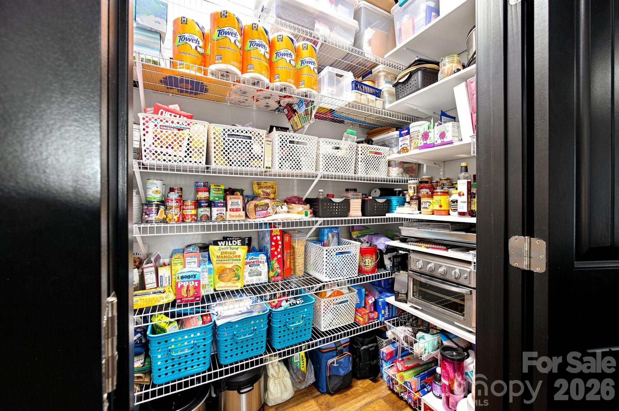 1234 Stonewyck Drive Property Photo 10