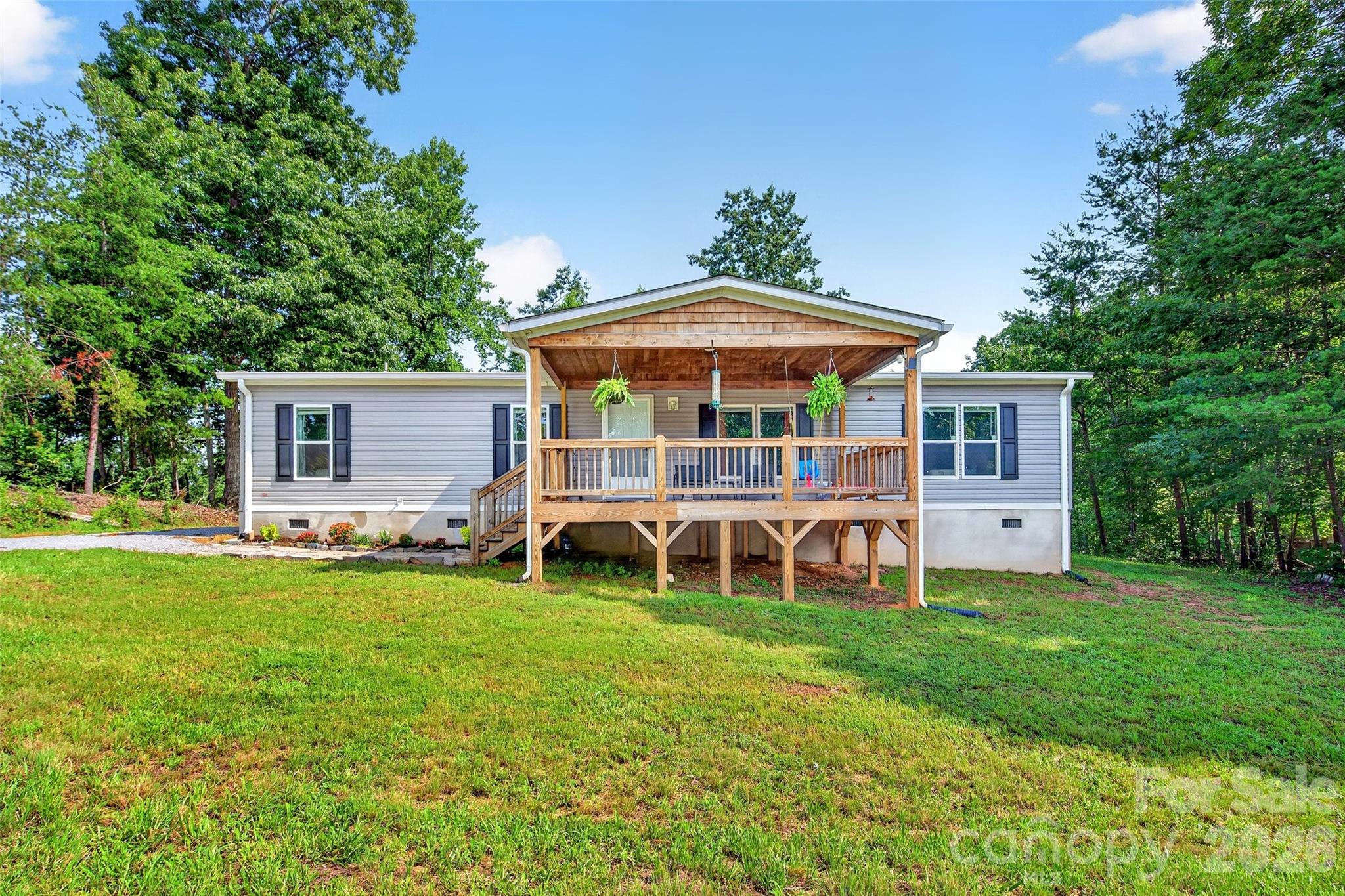 248 Chestnut Oak Forest Drive Property Photo 1