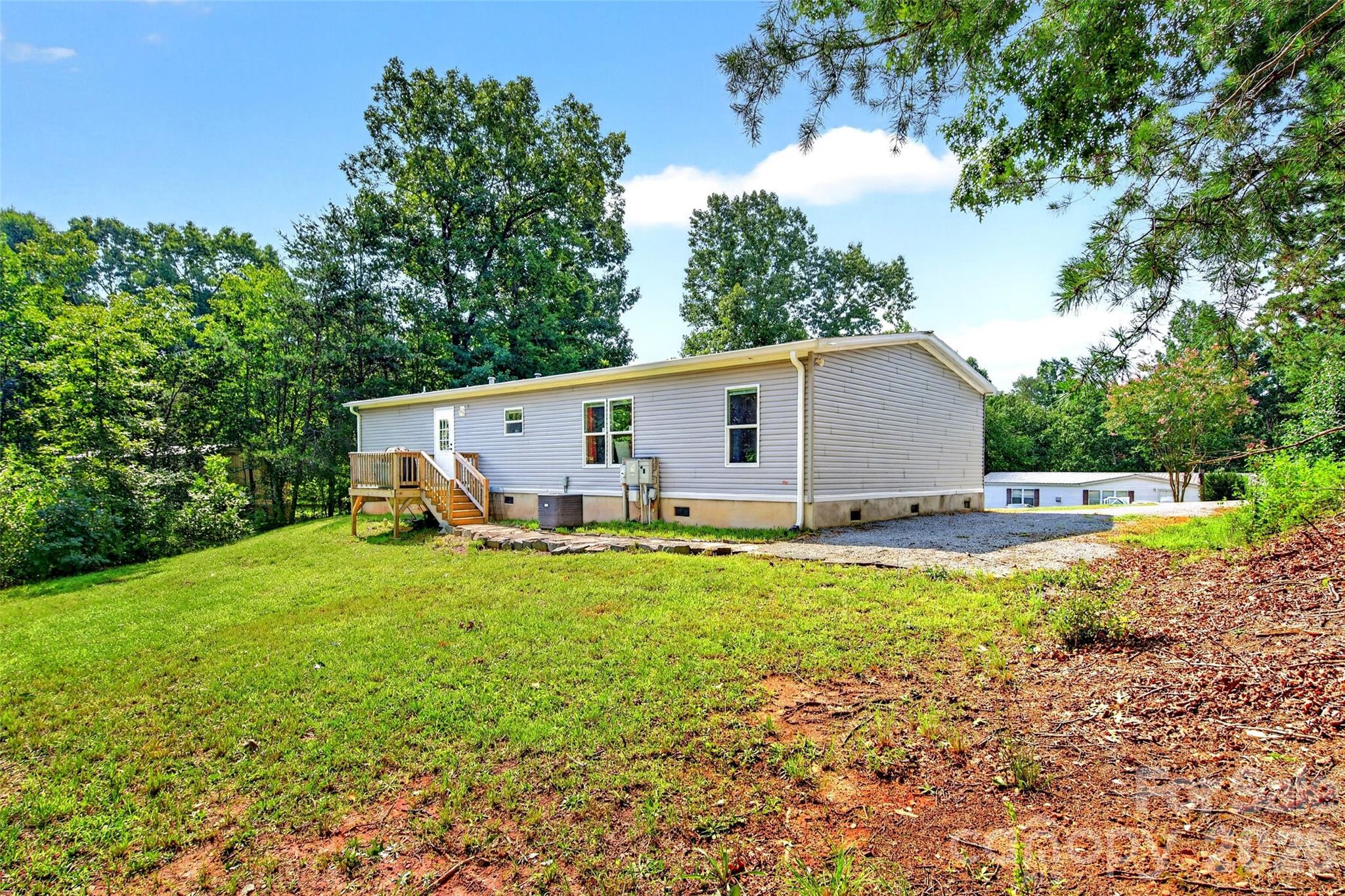 248 Chestnut Oak Forest Drive Property Photo 4