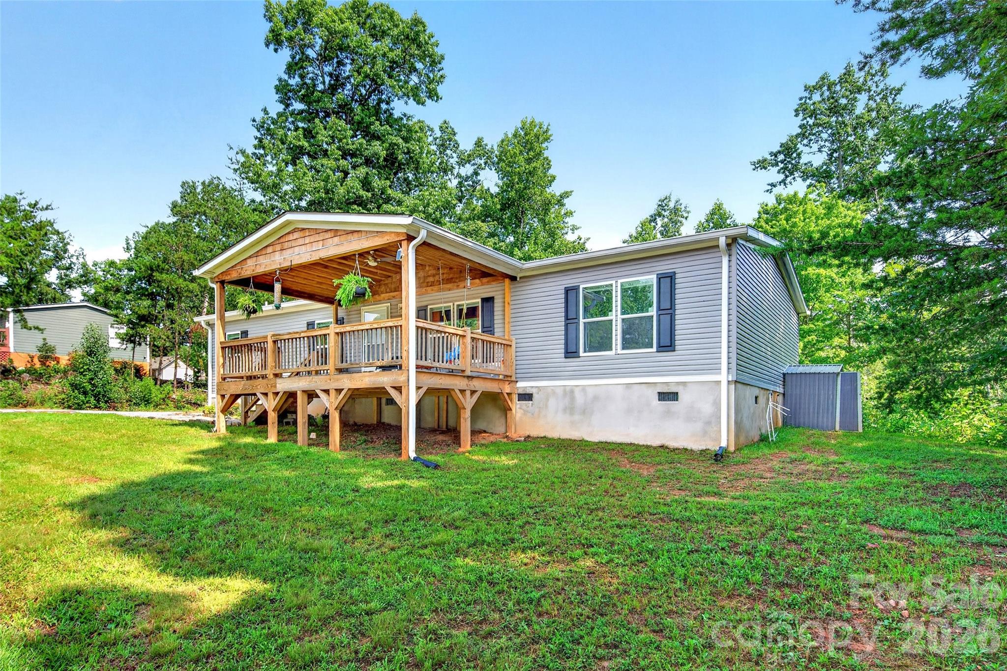 248 Chestnut Oak Forest Drive Property Photo 5