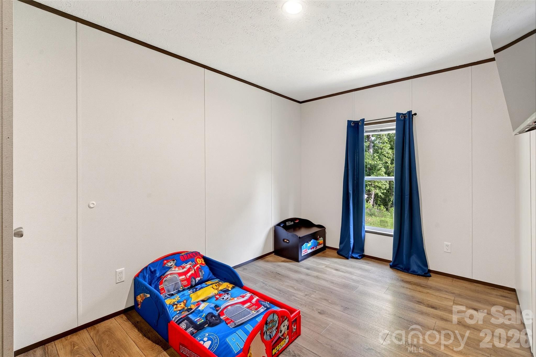 248 Chestnut Oak Forest Drive Property Photo 33