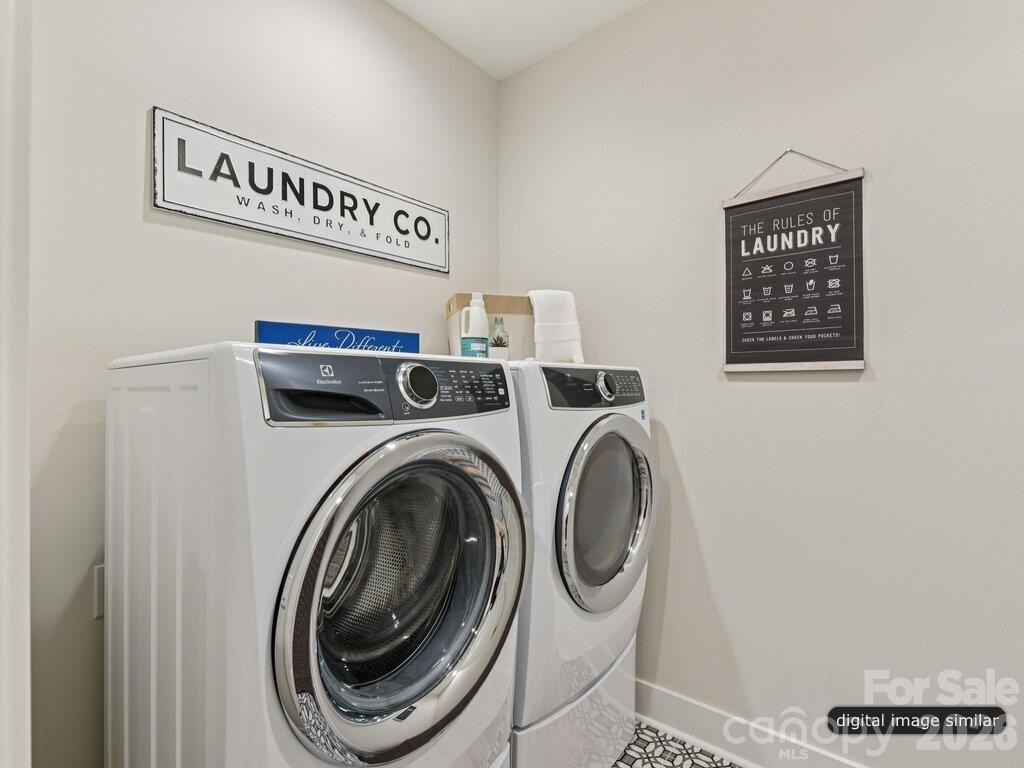 2232 Grey Road Property Photo 24