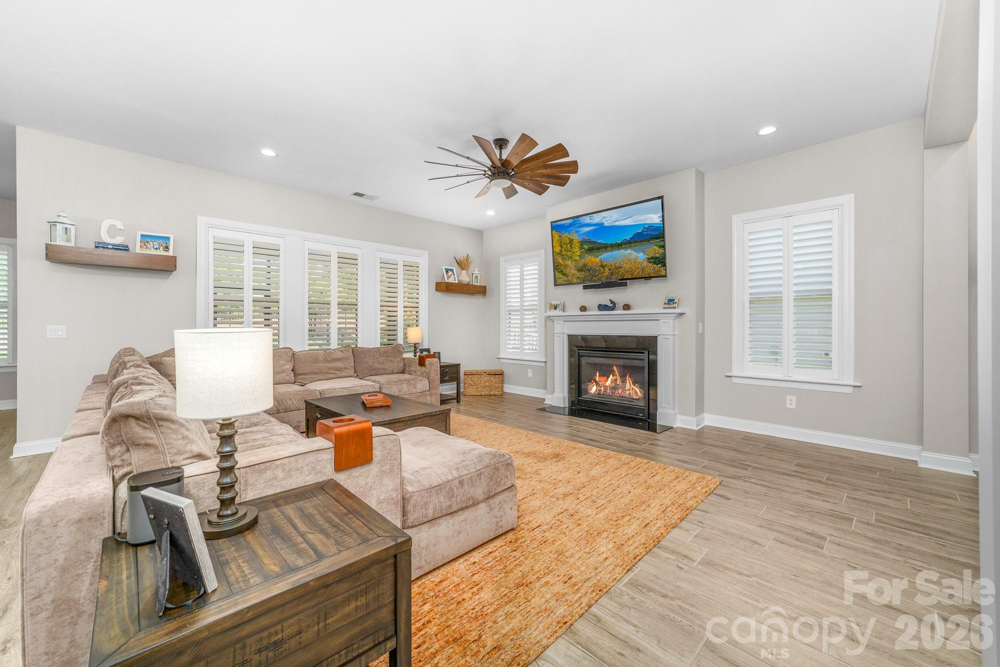4518 Acorn Hill Drive Property Photo 6