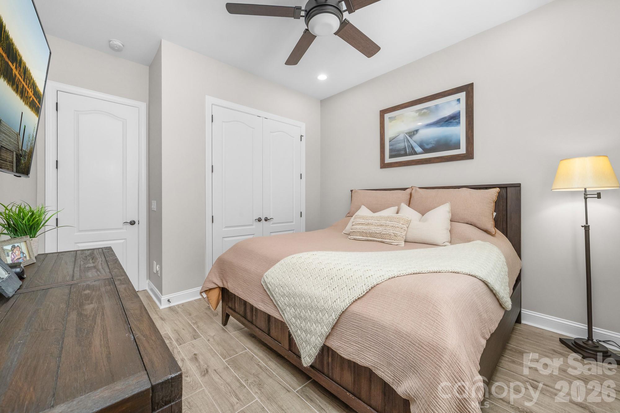 4518 Acorn Hill Drive Property Photo 24
