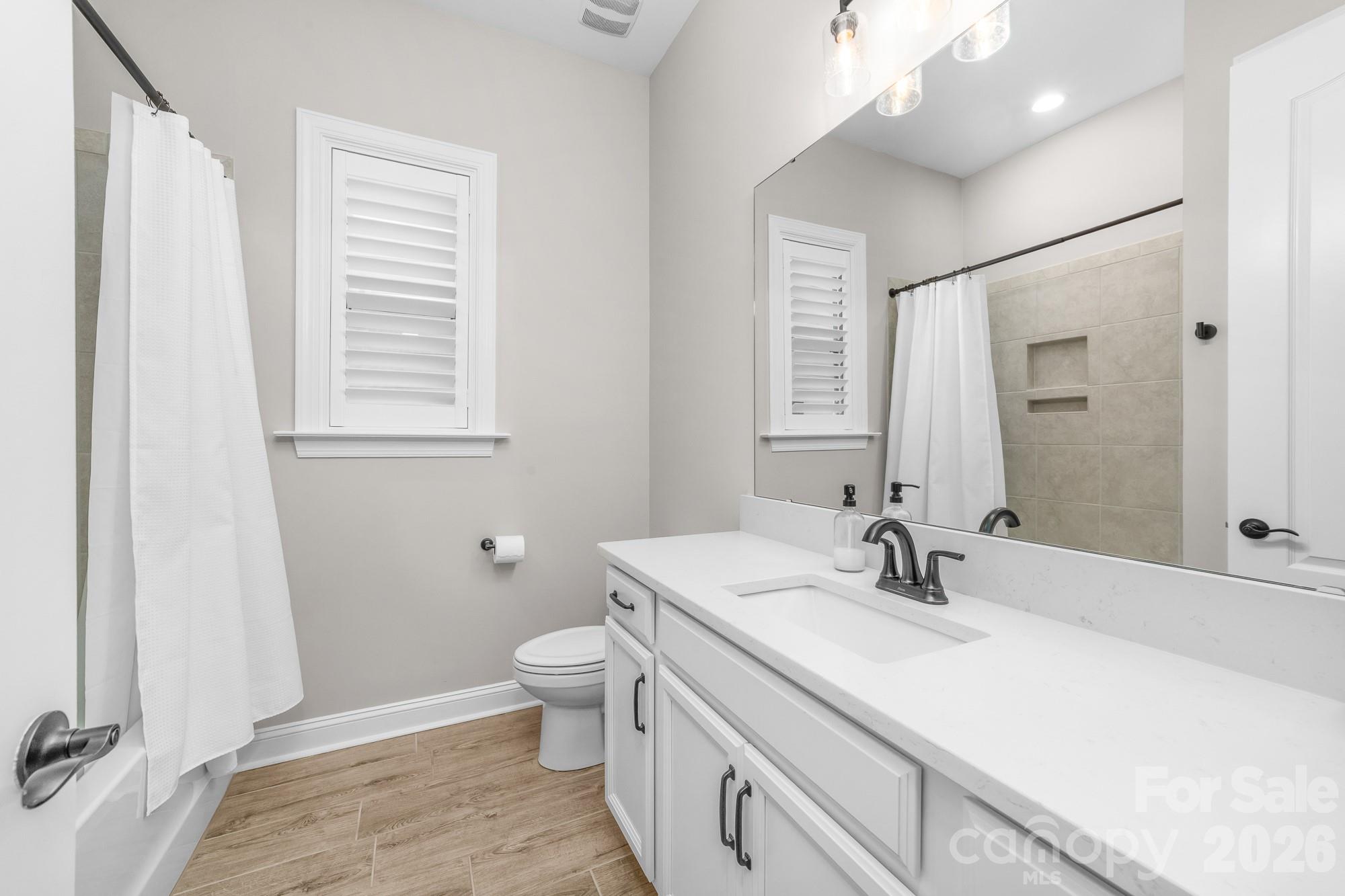 4518 Acorn Hill Drive Property Photo 25