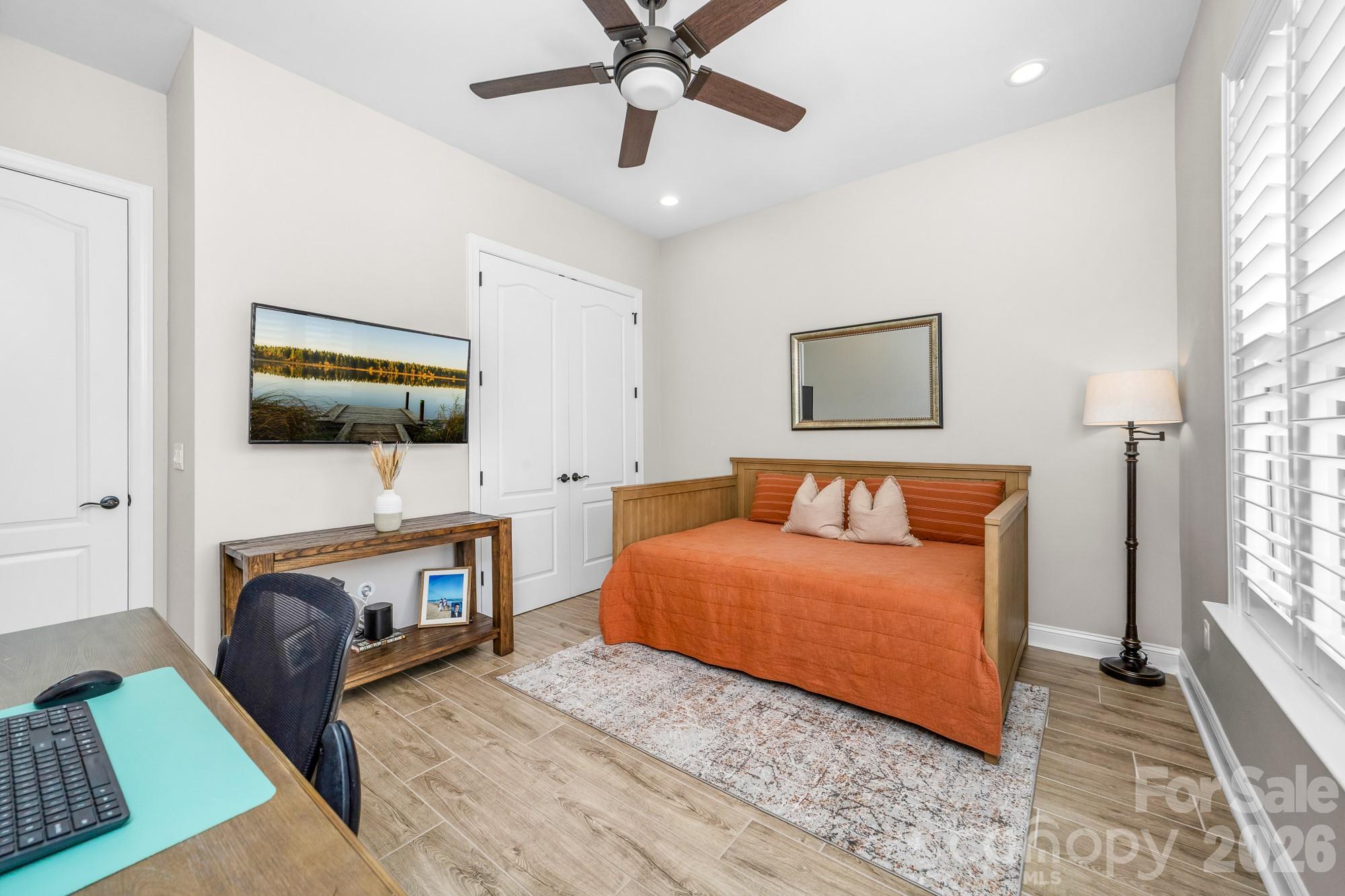 4518 Acorn Hill Drive Property Photo 27
