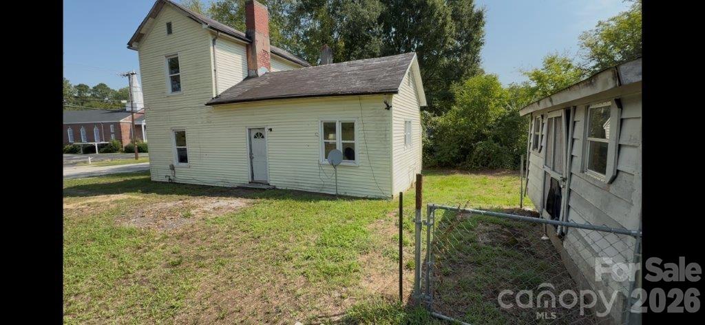 614 Saluda Road Property Photo 15