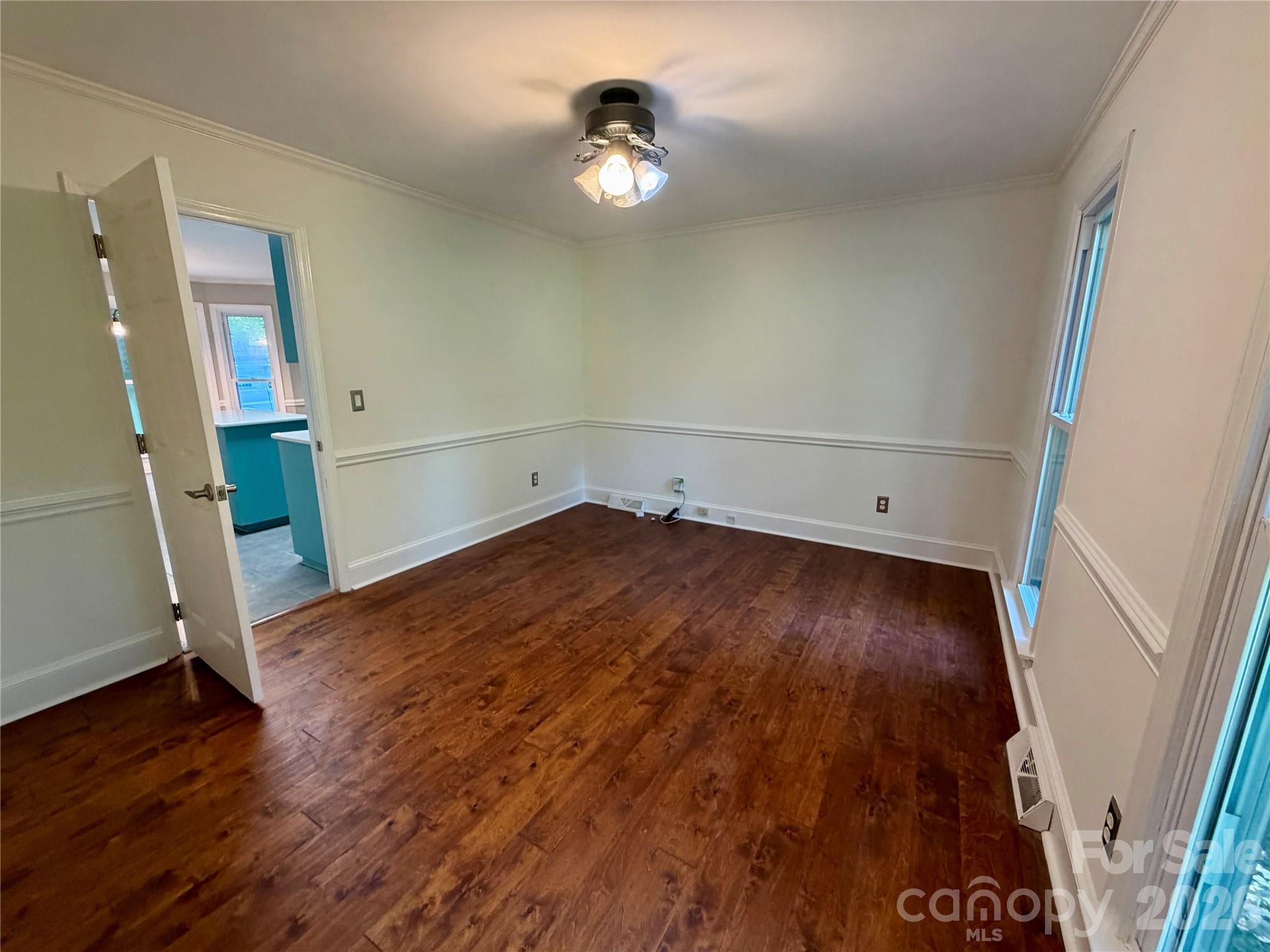 5424 Gristmill Lane Property Photo 6