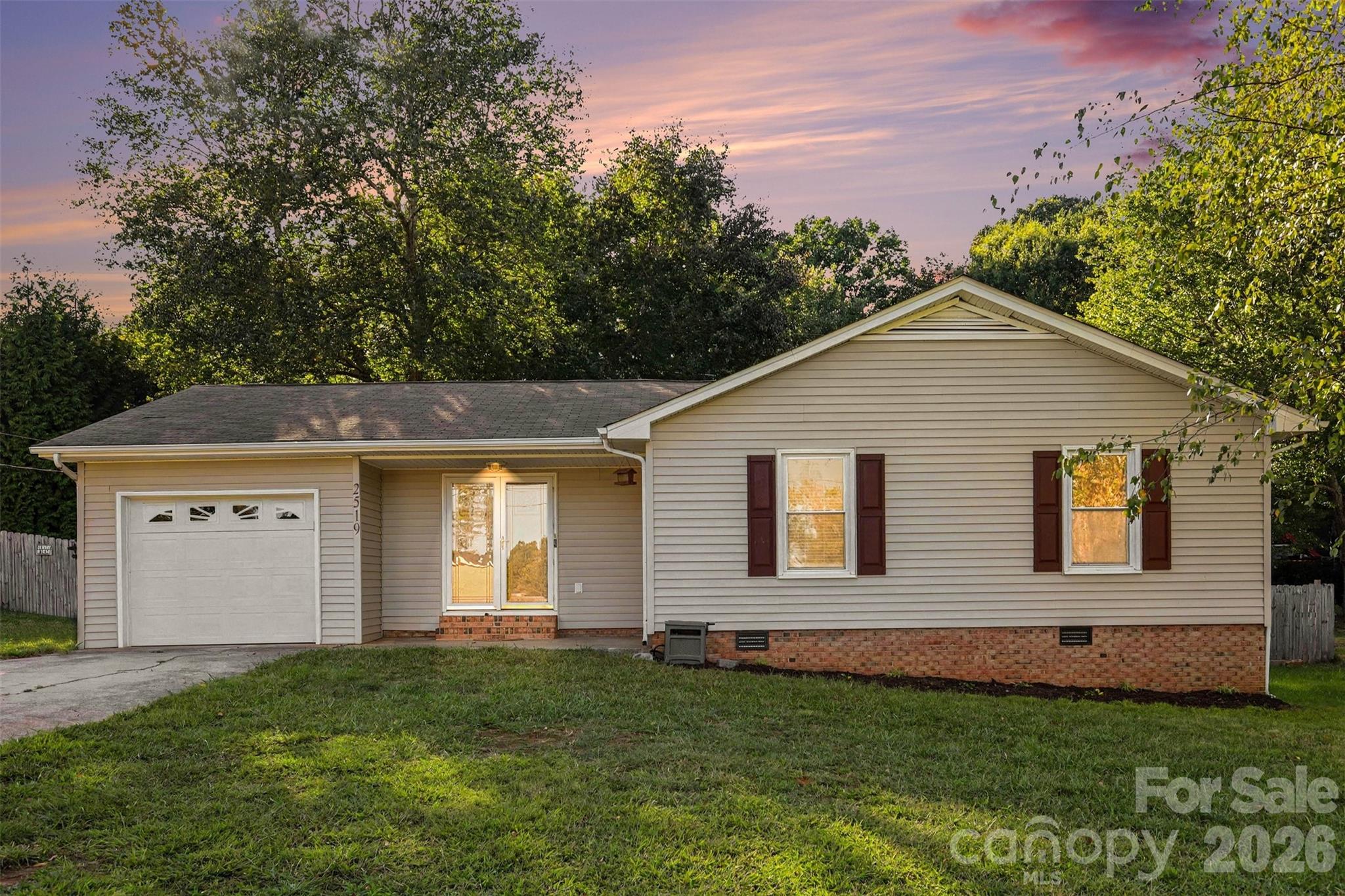 2519 Winterfield Drive Property Photo 1